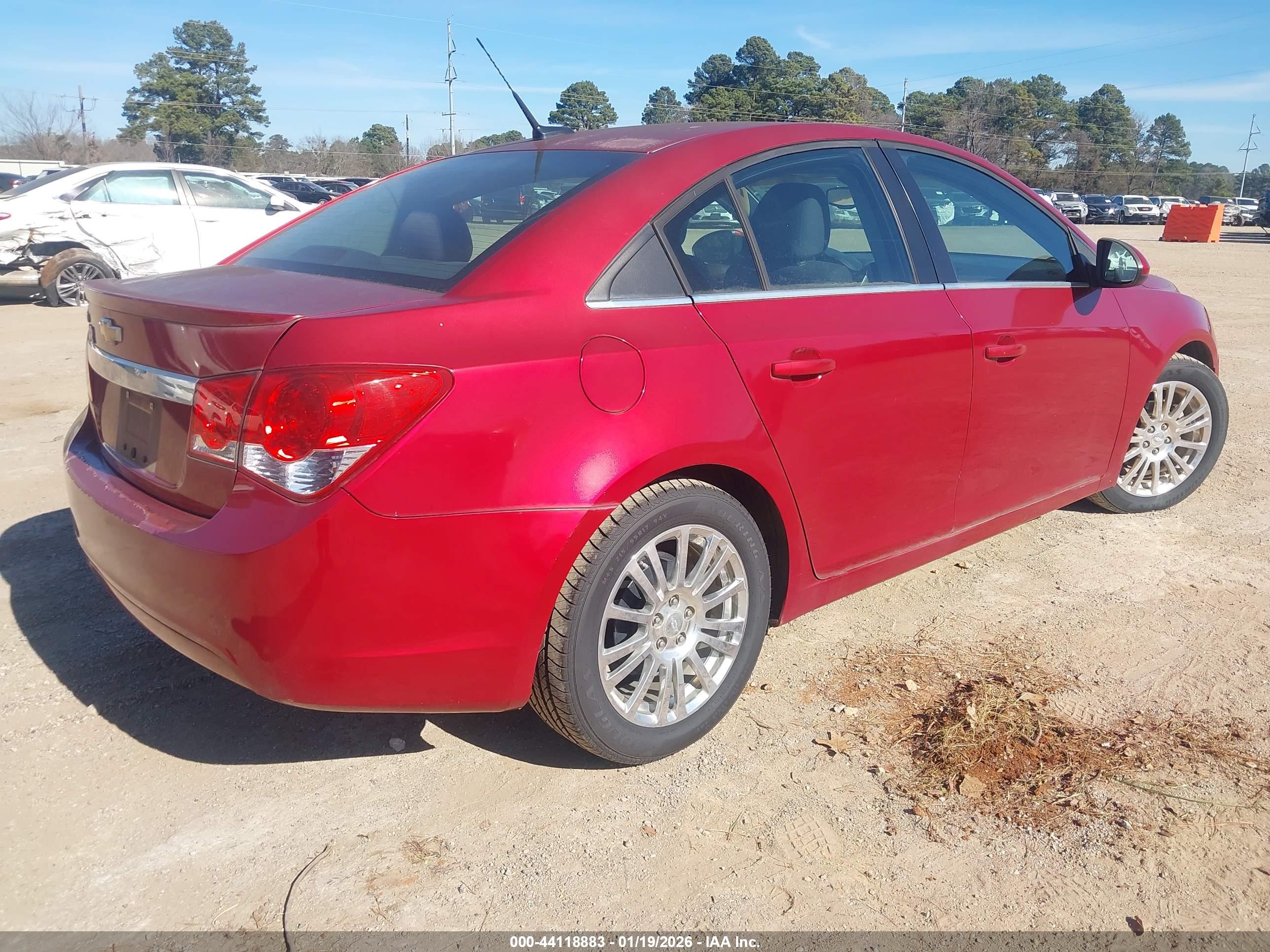 CHEVROLET CRUZE image 4