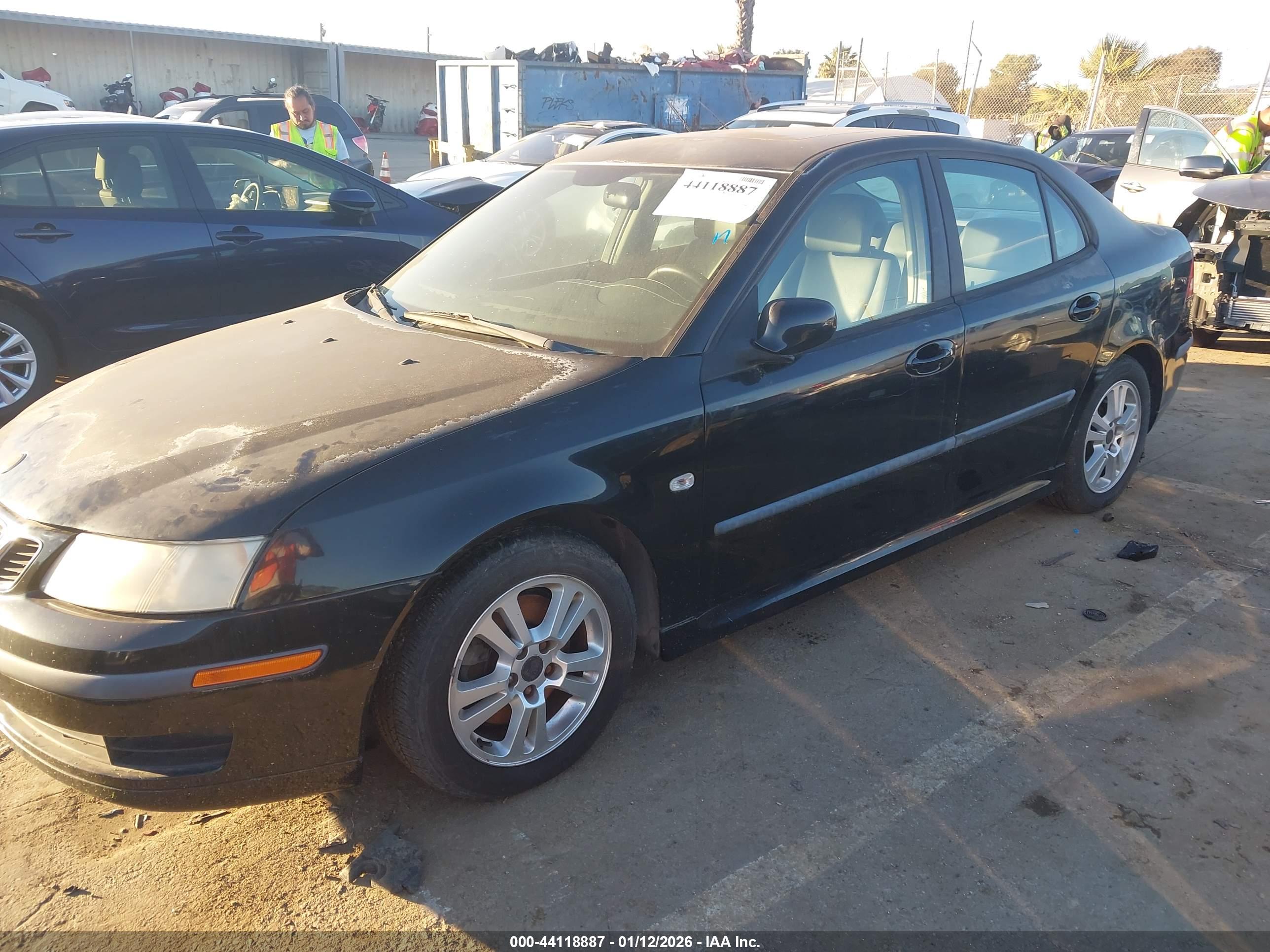SAAB 9-3 image 2