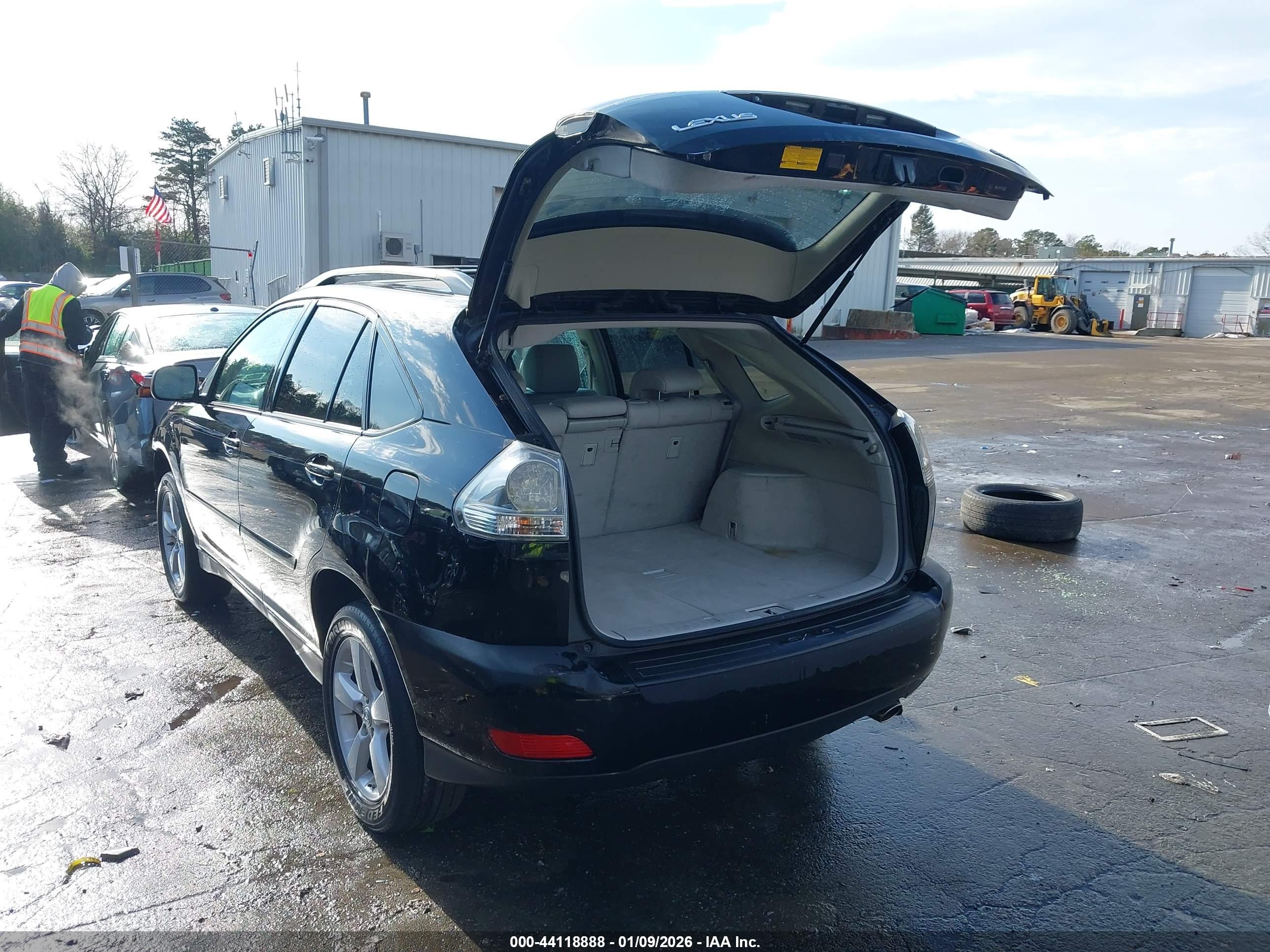 LEXUS RX image 3