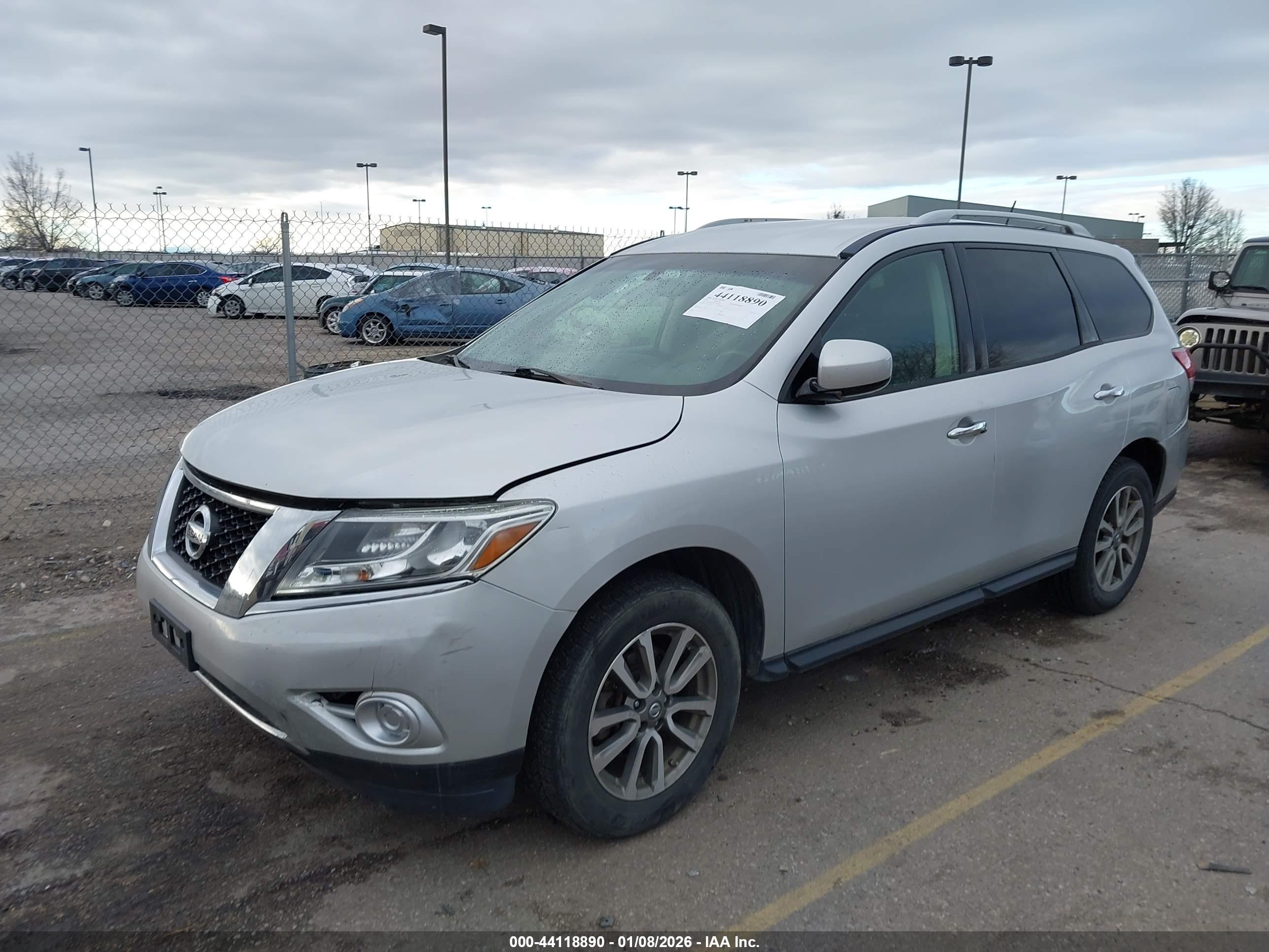 NISSAN PATHFINDER image 2