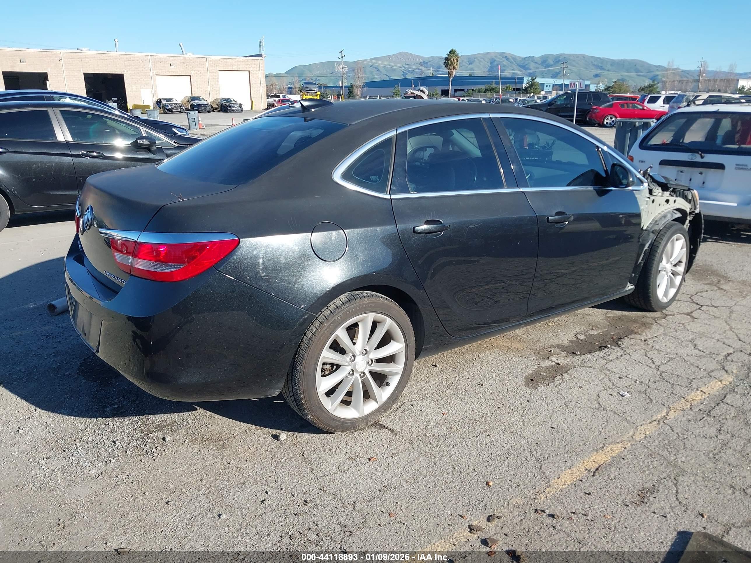BUICK VERANO image 4