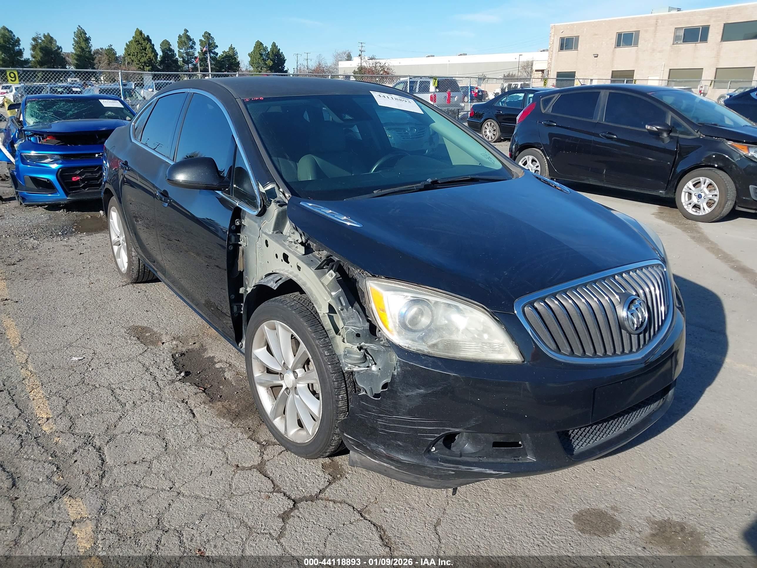 BUICK VERANO image 6