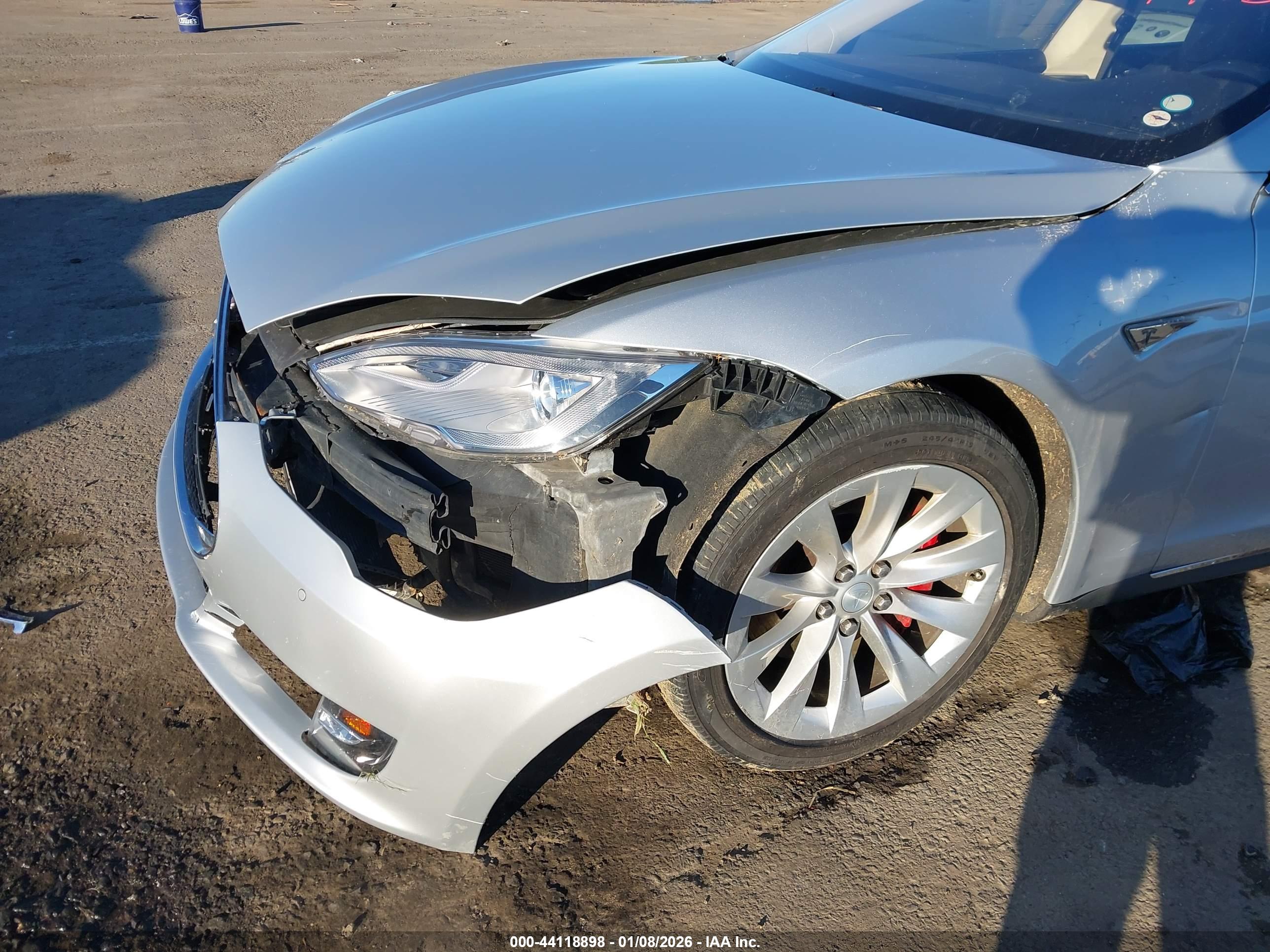 TESLA MODEL image 6