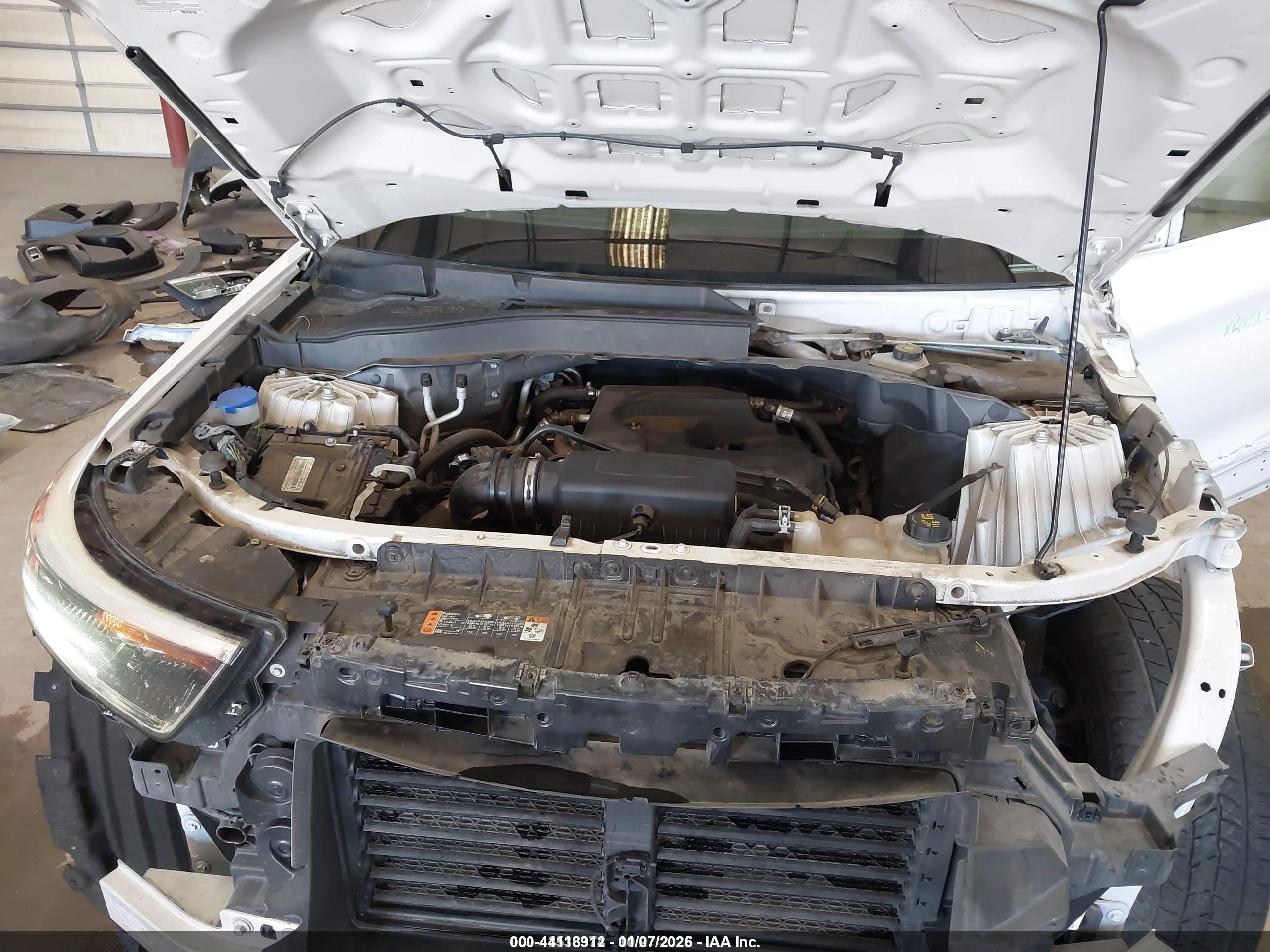 FORD EXPLORER image 10