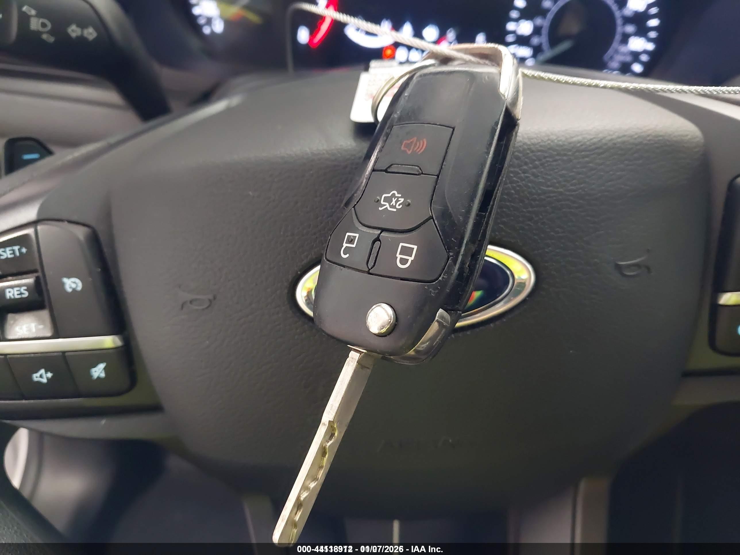 FORD EXPLORER image 11