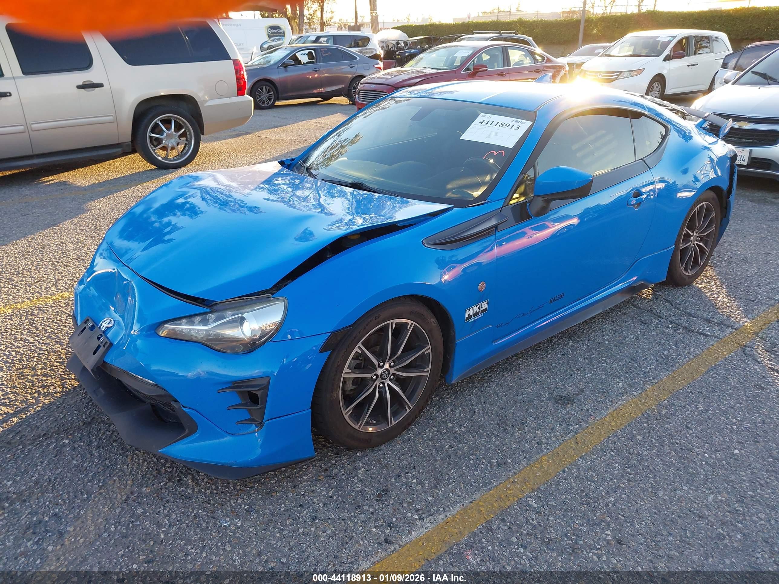 TOYOTA 86 image 2