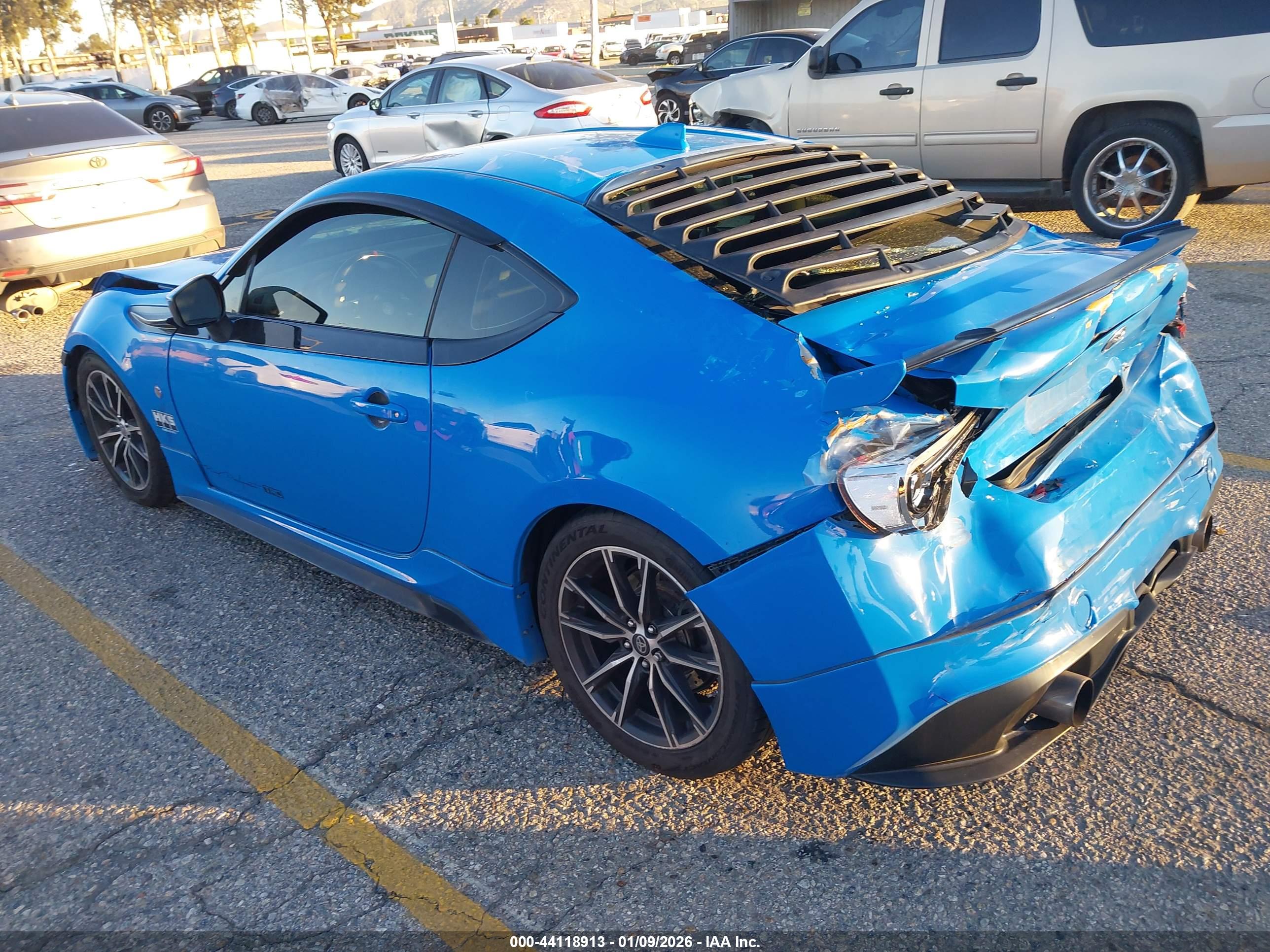 TOYOTA 86 image 3