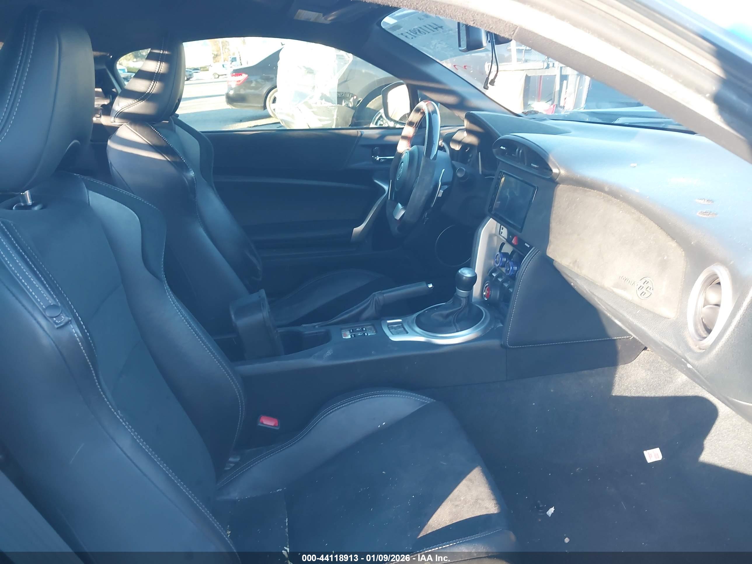 TOYOTA 86 image 5