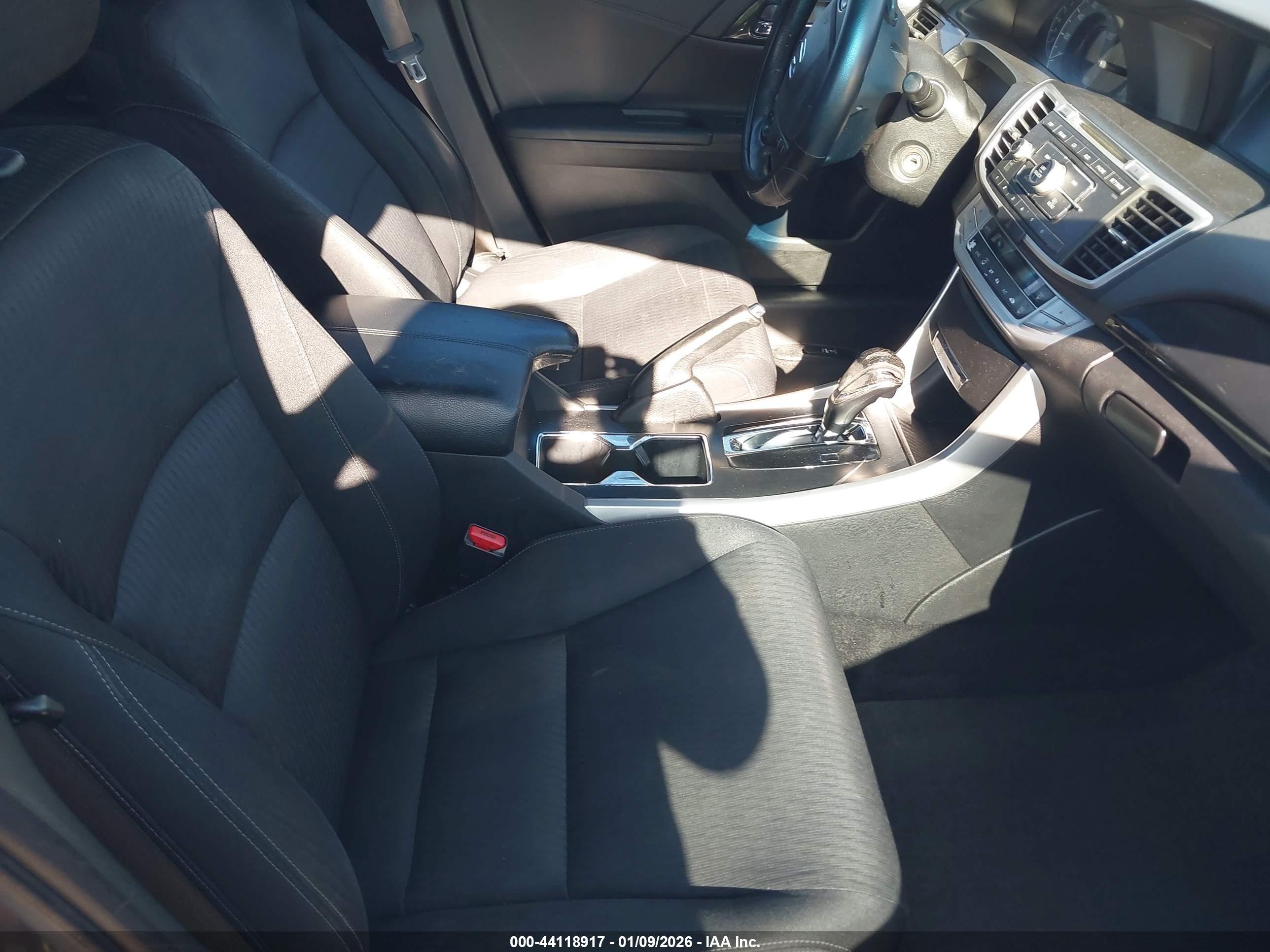 HONDA ACCORD image 5