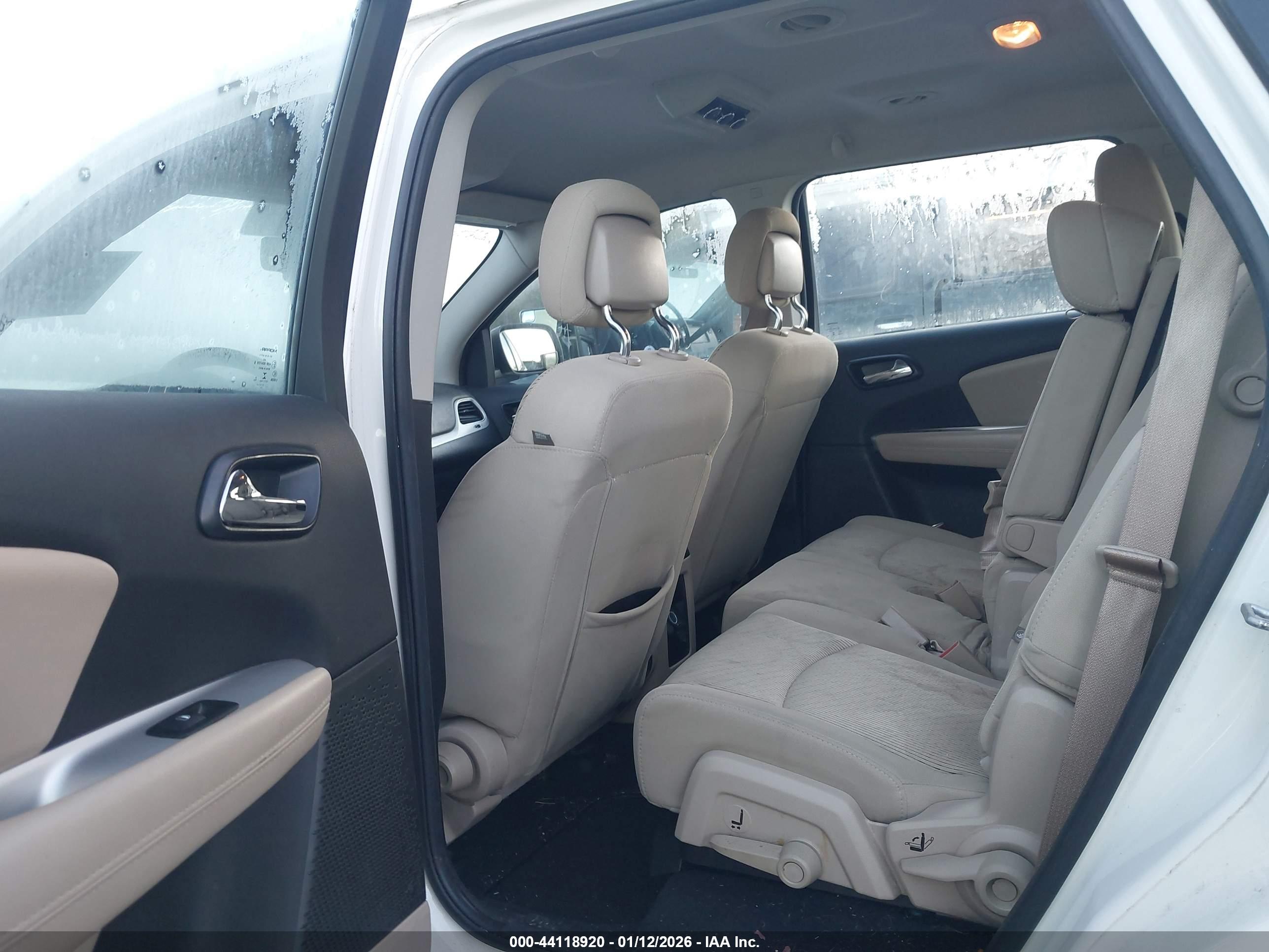 DODGE JOURNEY image 8