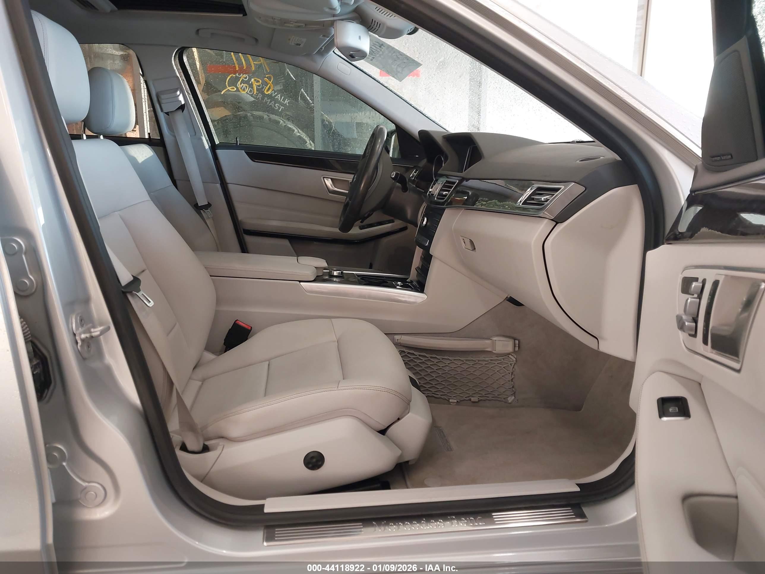 MERCEDES-BENZ E image 5