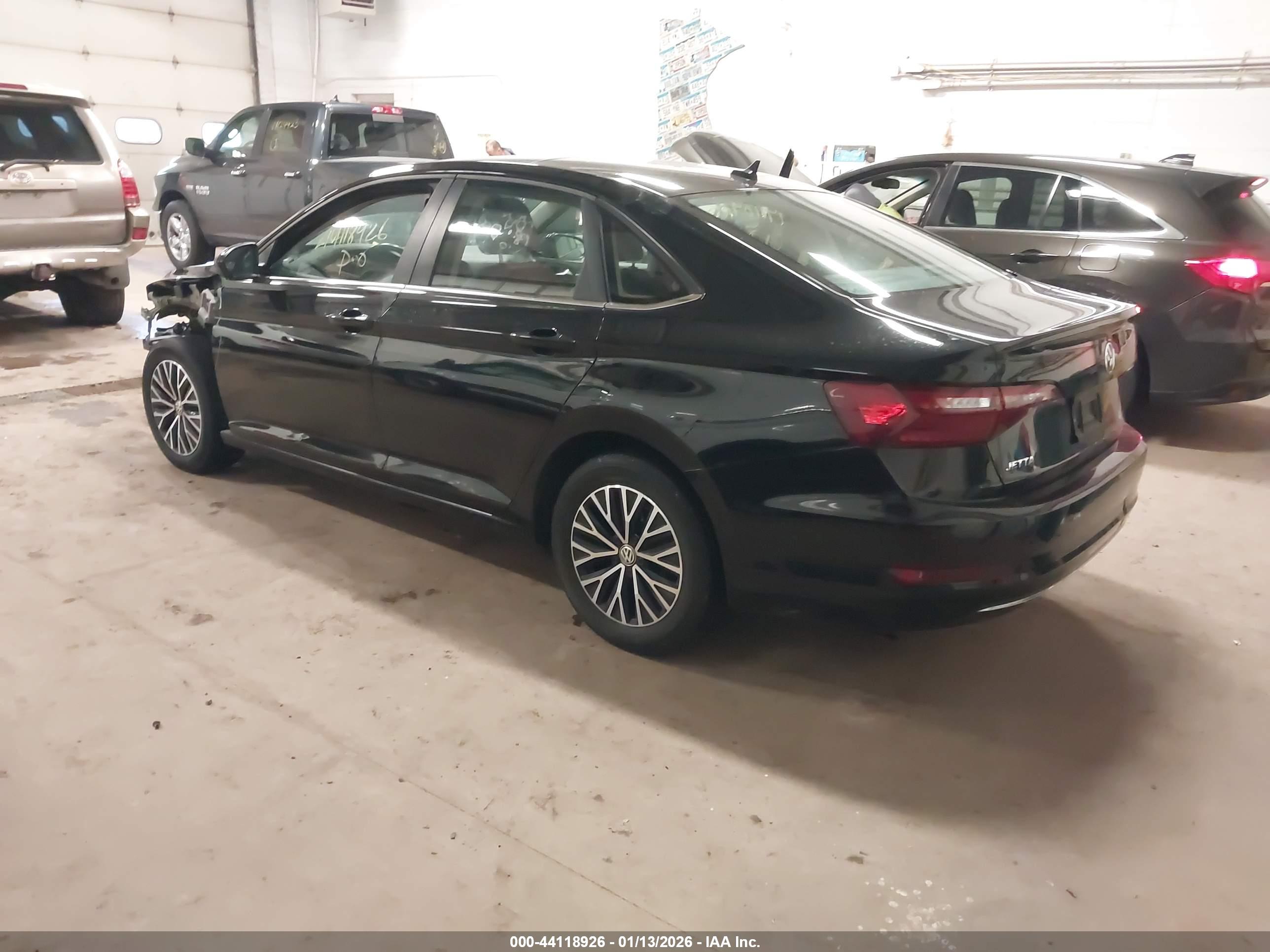 VOLKSWAGEN JETTA image 3