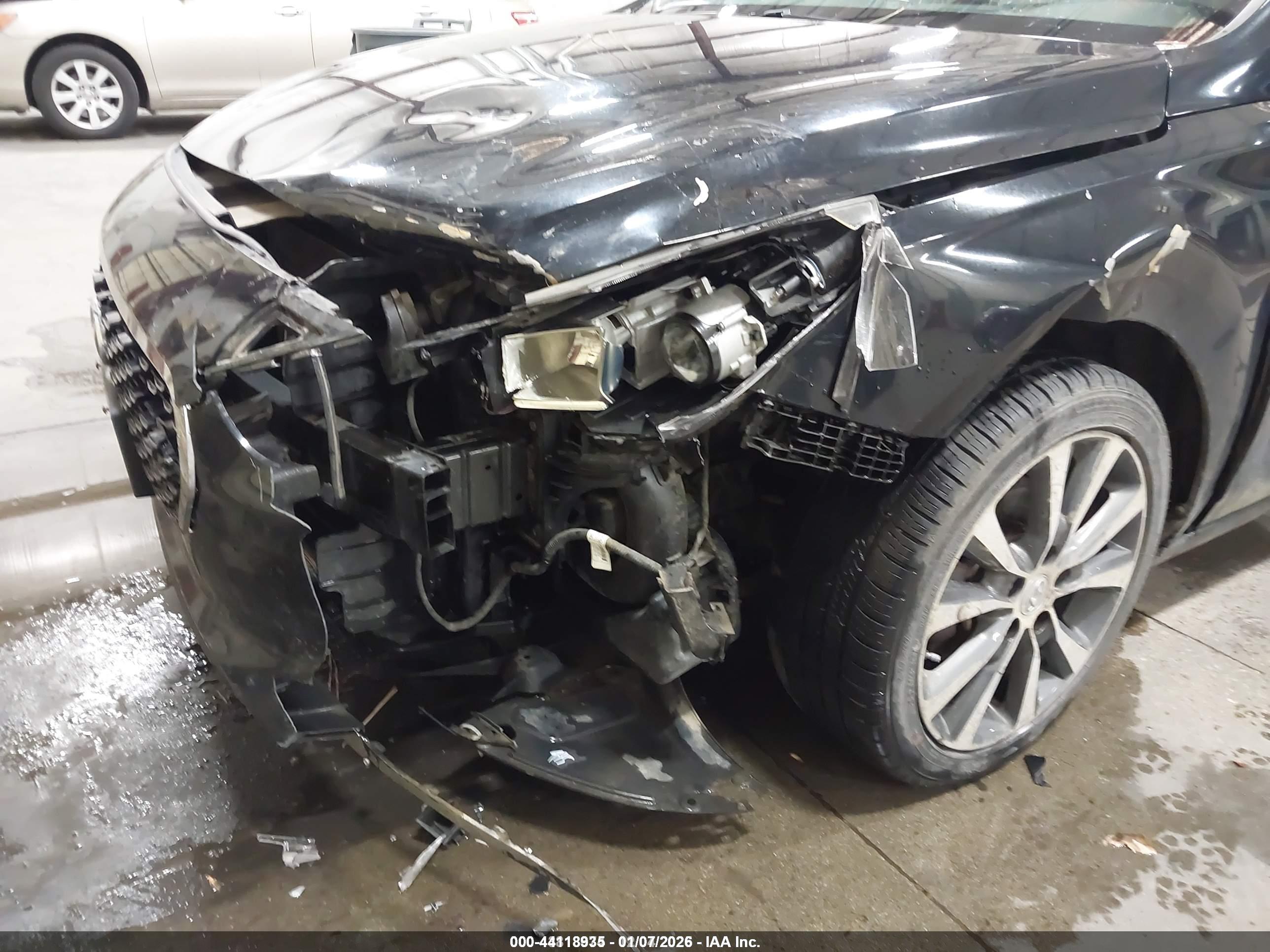 HYUNDAI ELANTRA image 6