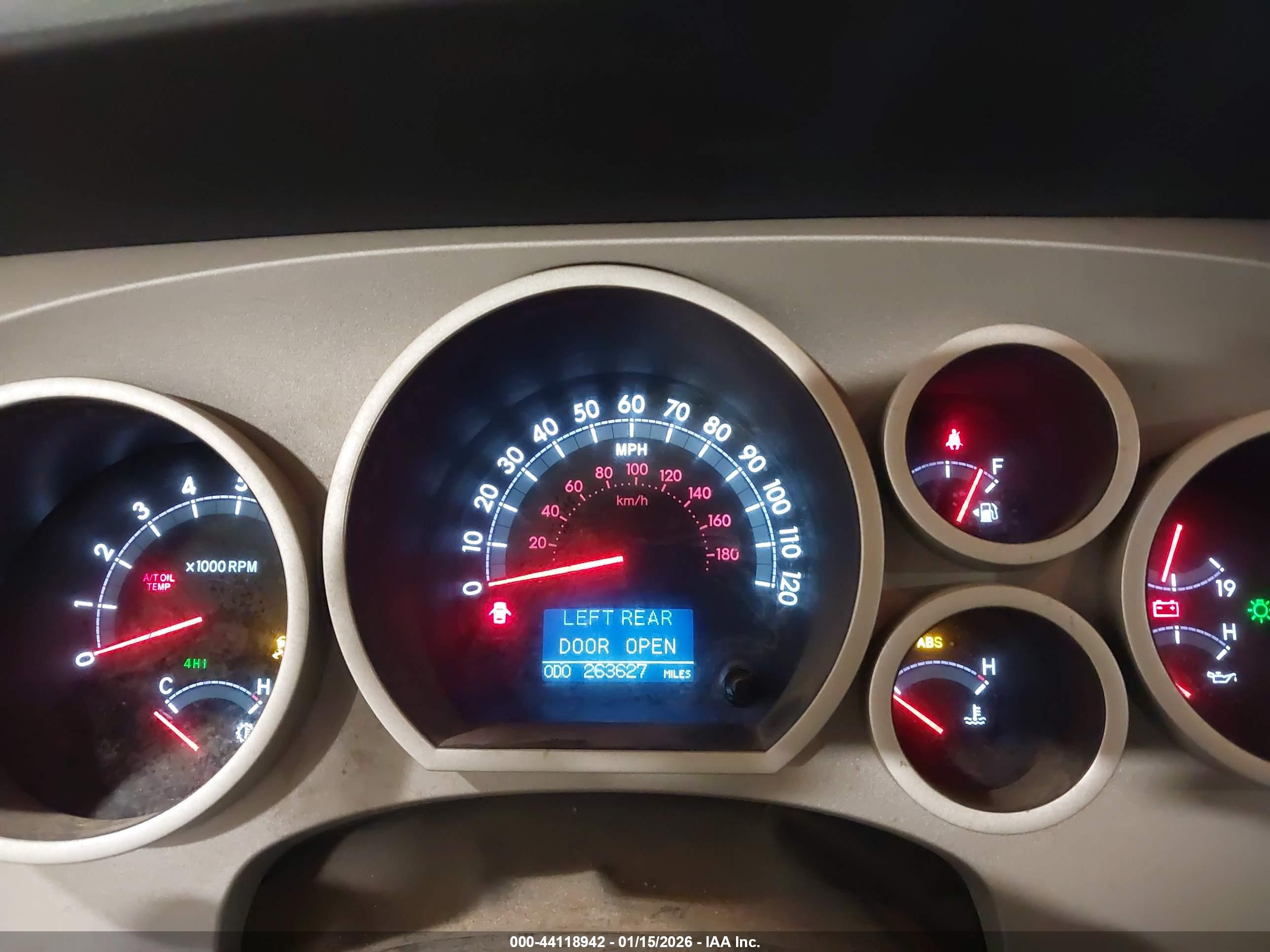 TOYOTA TUNDRA image 7