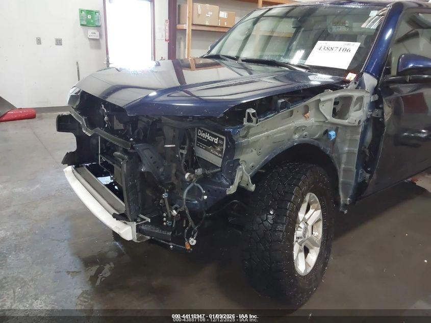 TOYOTA 4RUNNER image 6