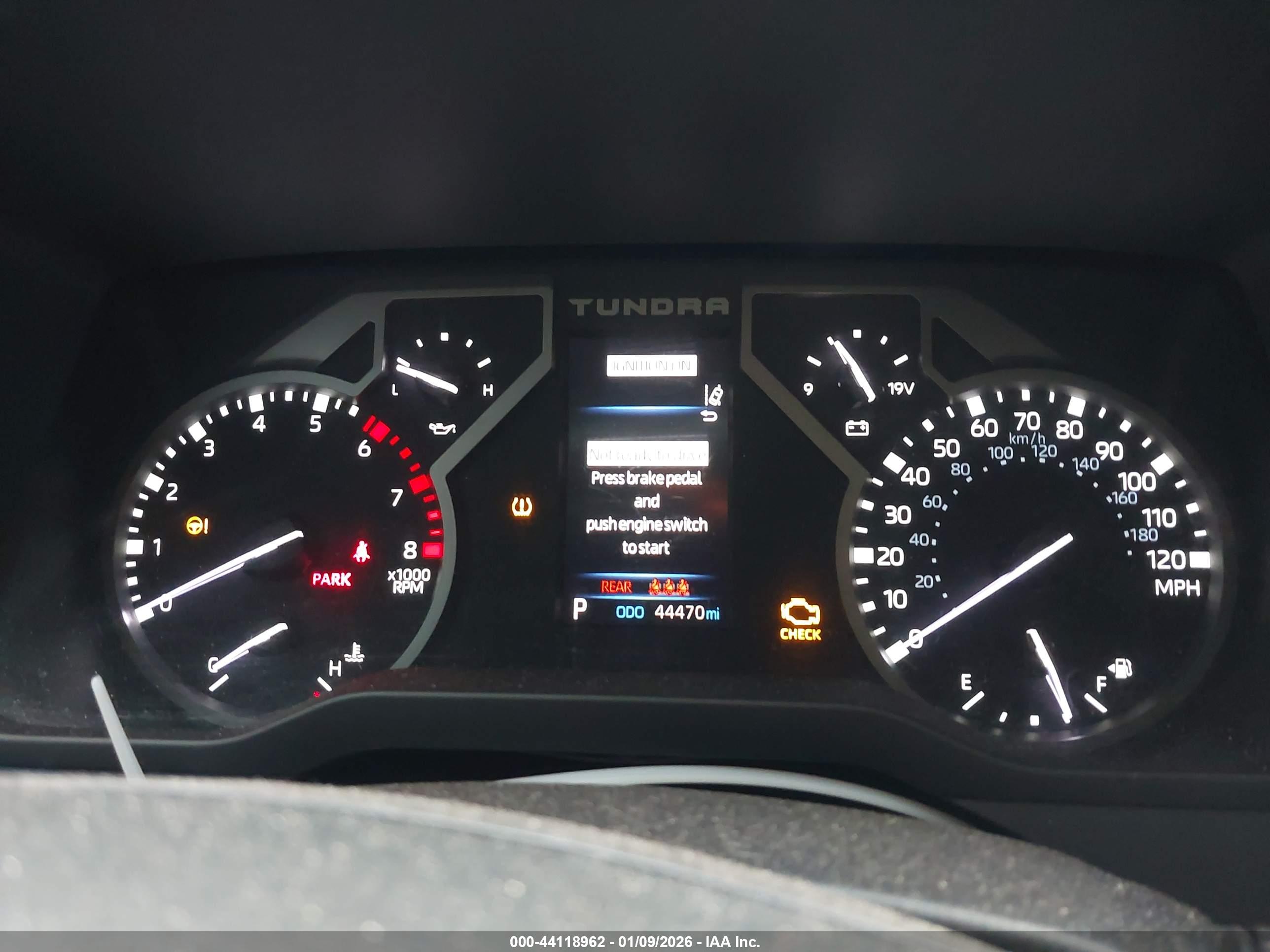 TOYOTA TUNDRA image 7