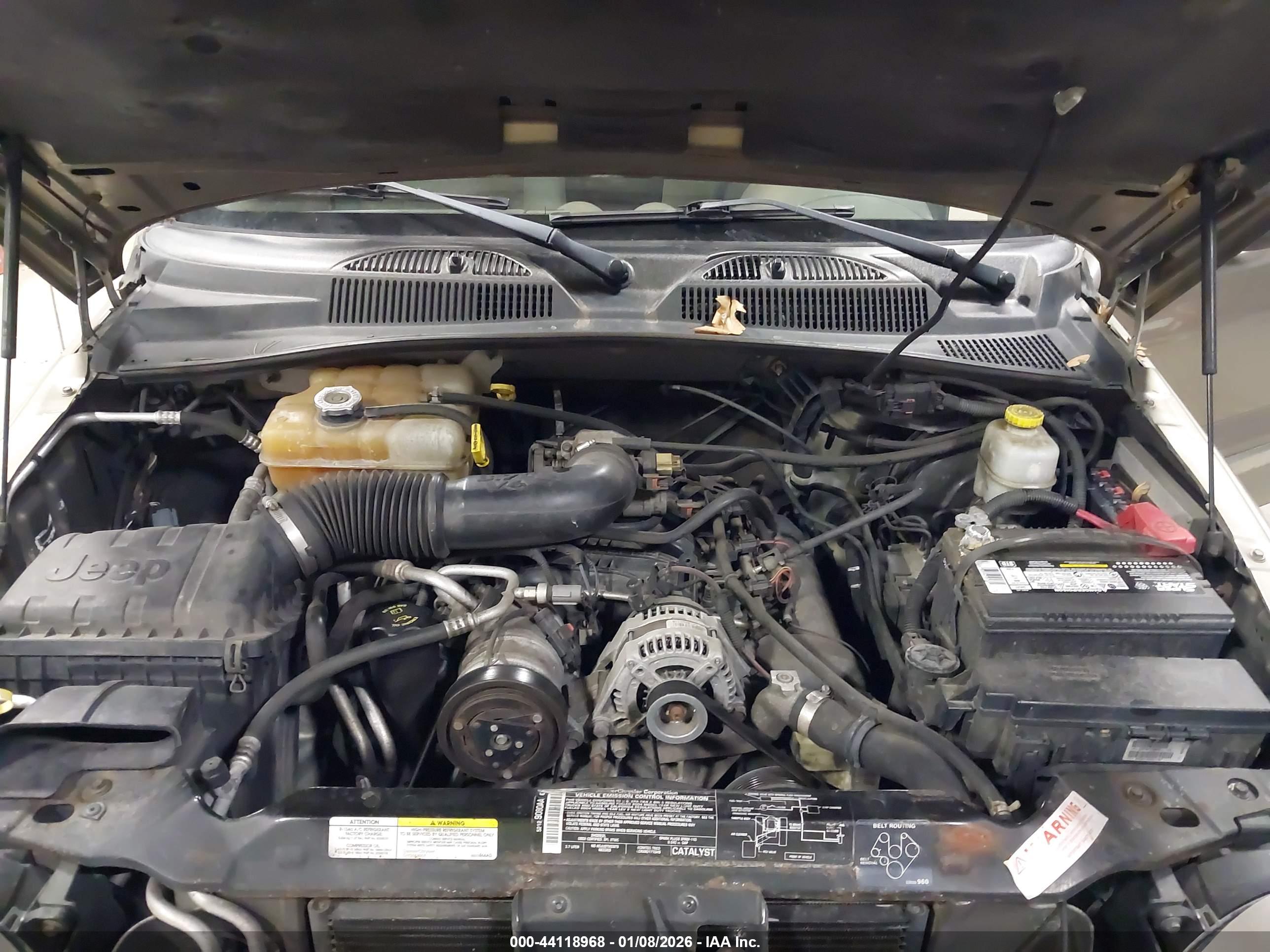 JEEP LIBERTY image 10