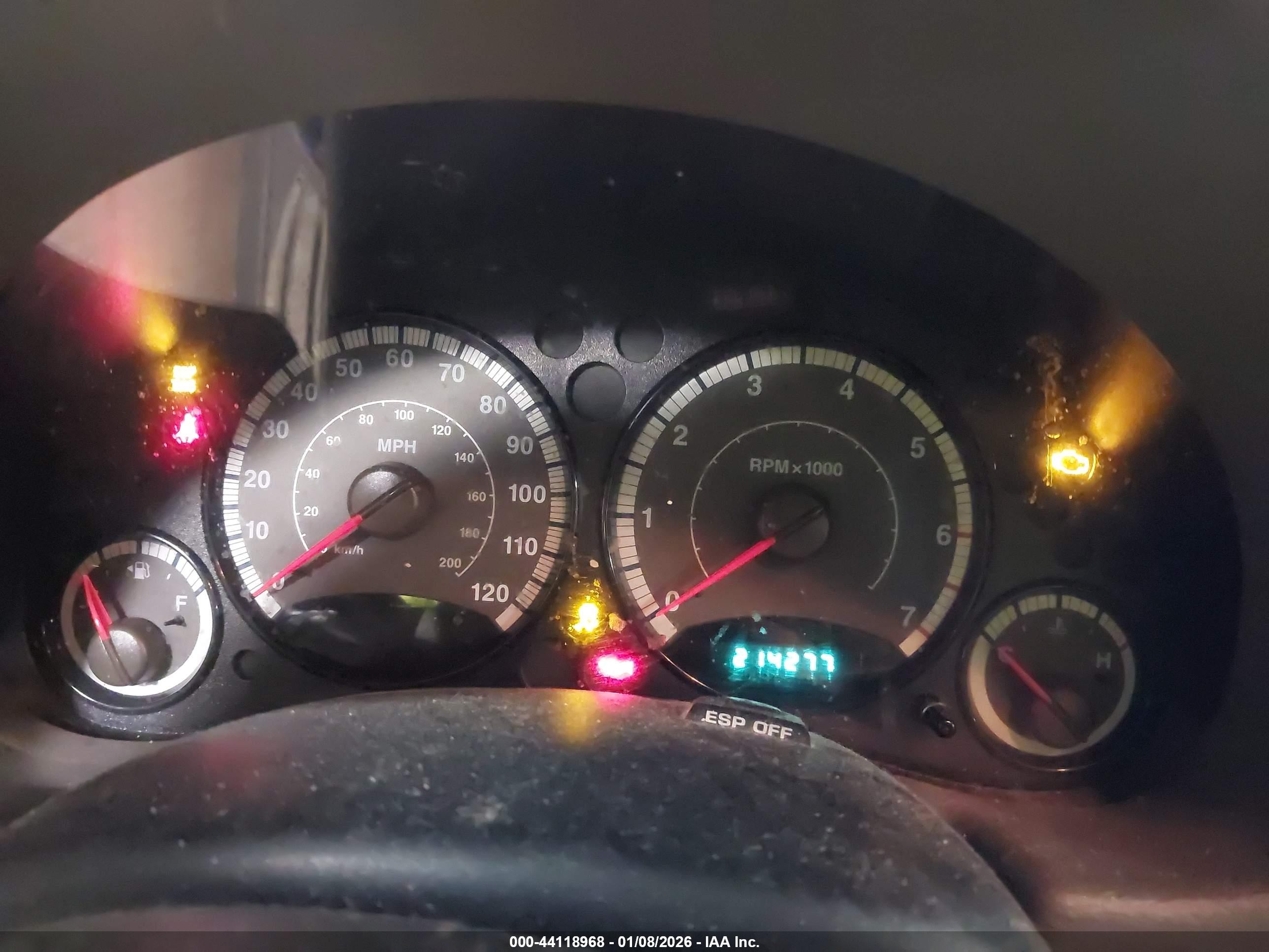 JEEP LIBERTY image 7
