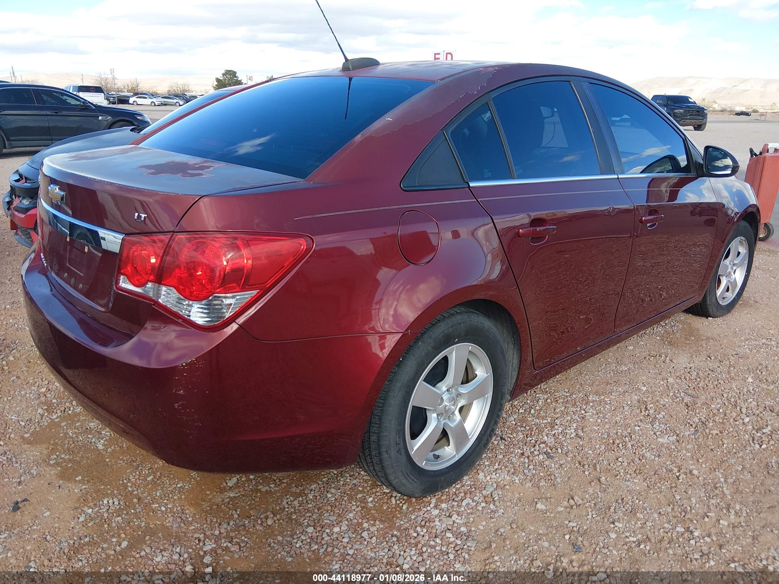 CHEVROLET CRUZE image 4