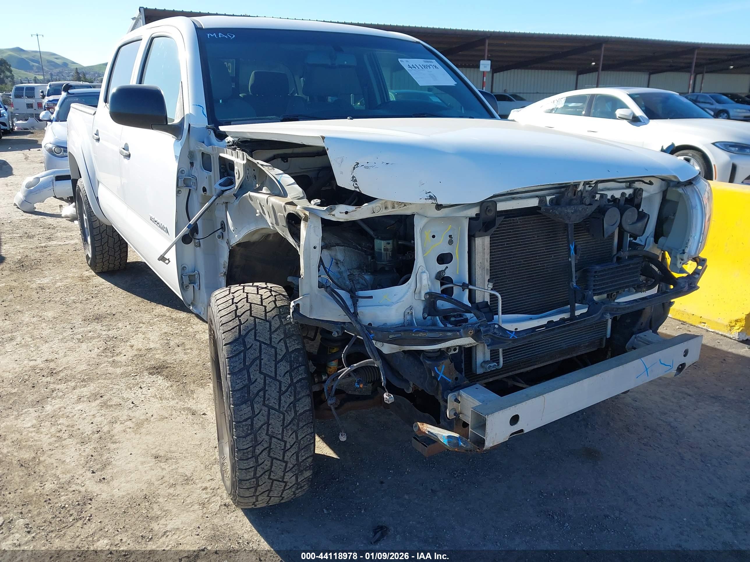 TOYOTA TACOMA image 6