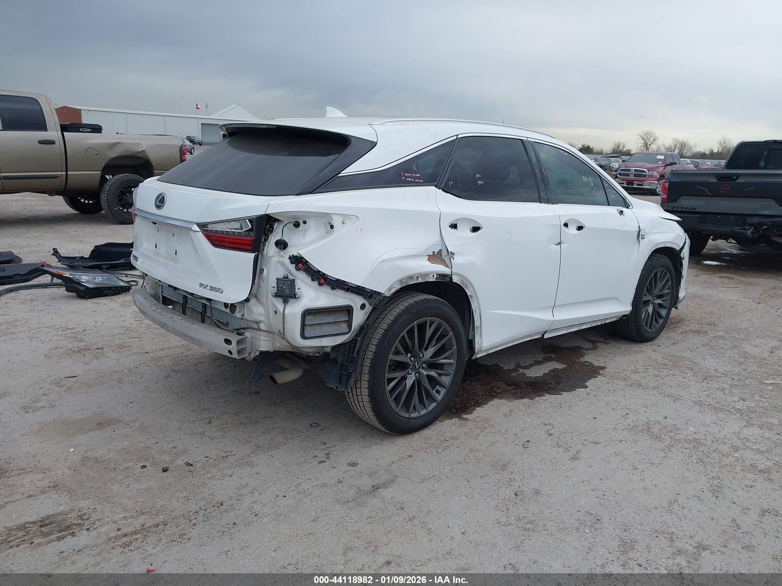 LEXUS RX image 4