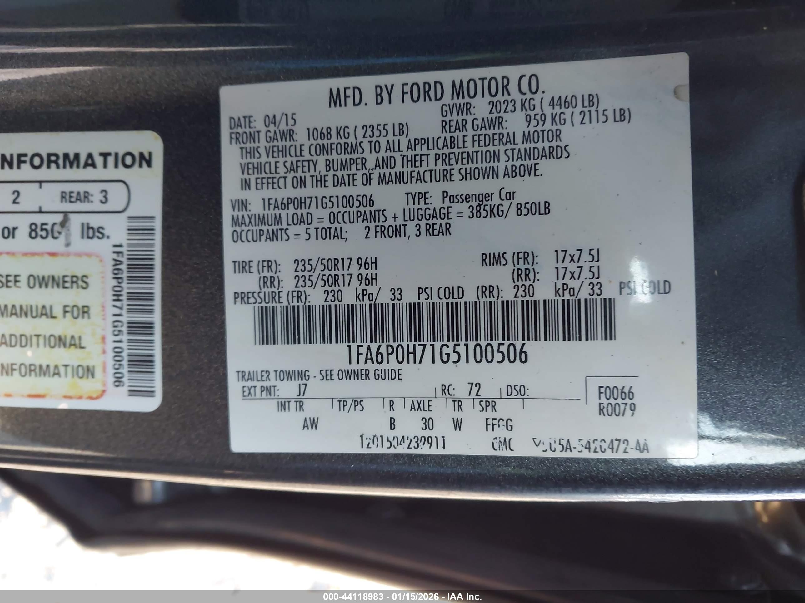 FORD FUSION image 9