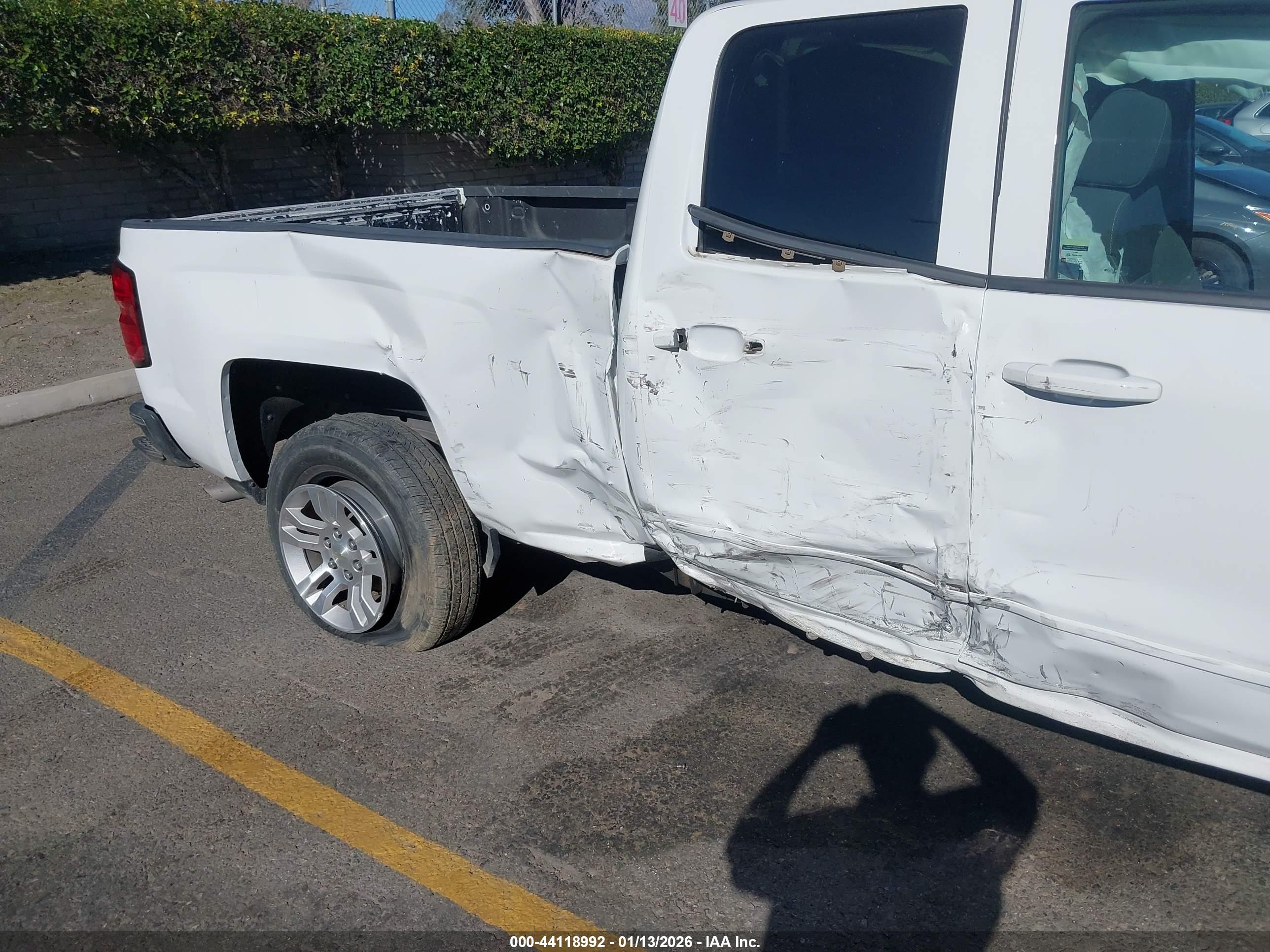 CHEVROLET SILVERADO image 6