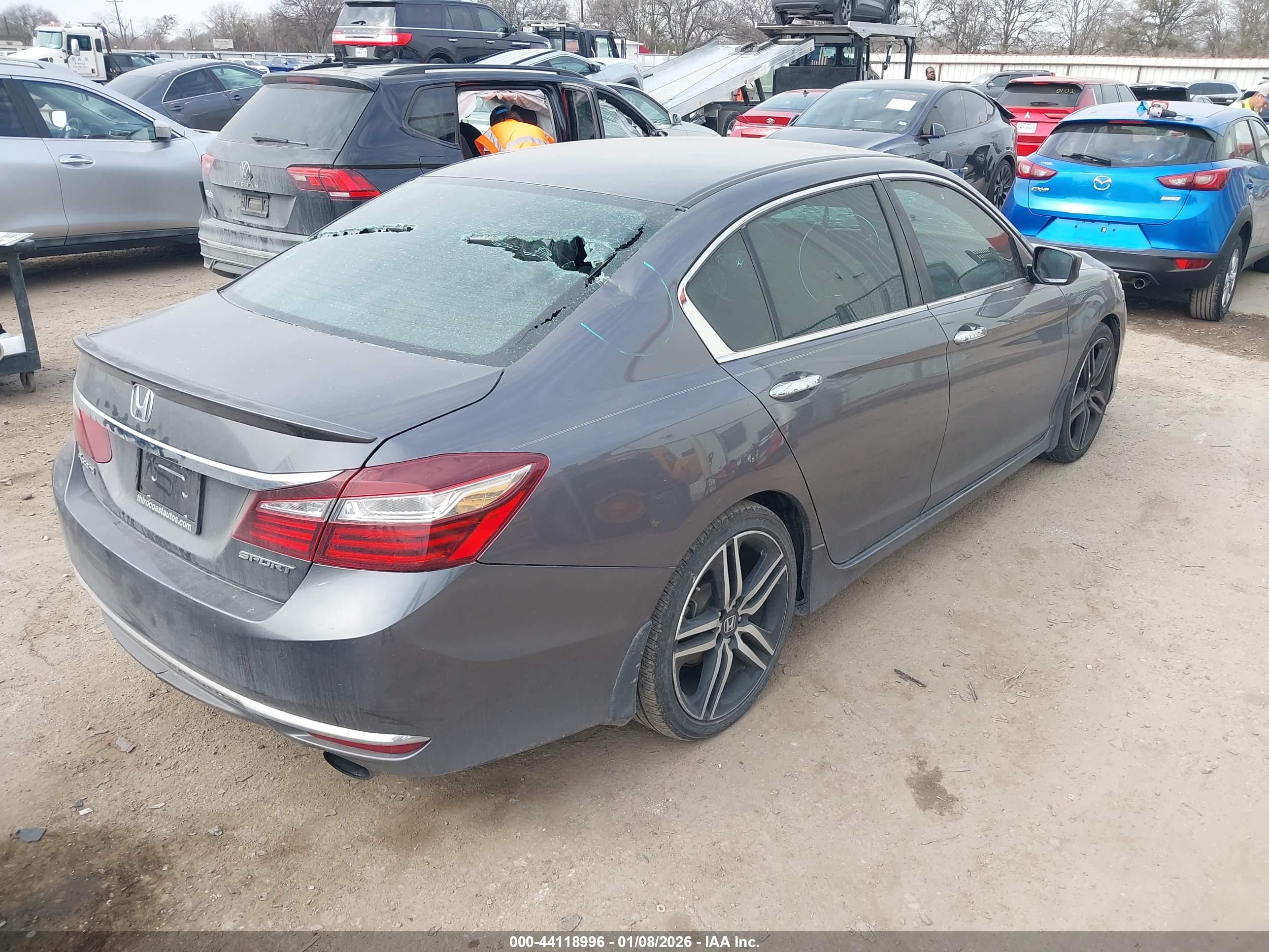 HONDA ACCORD image 4