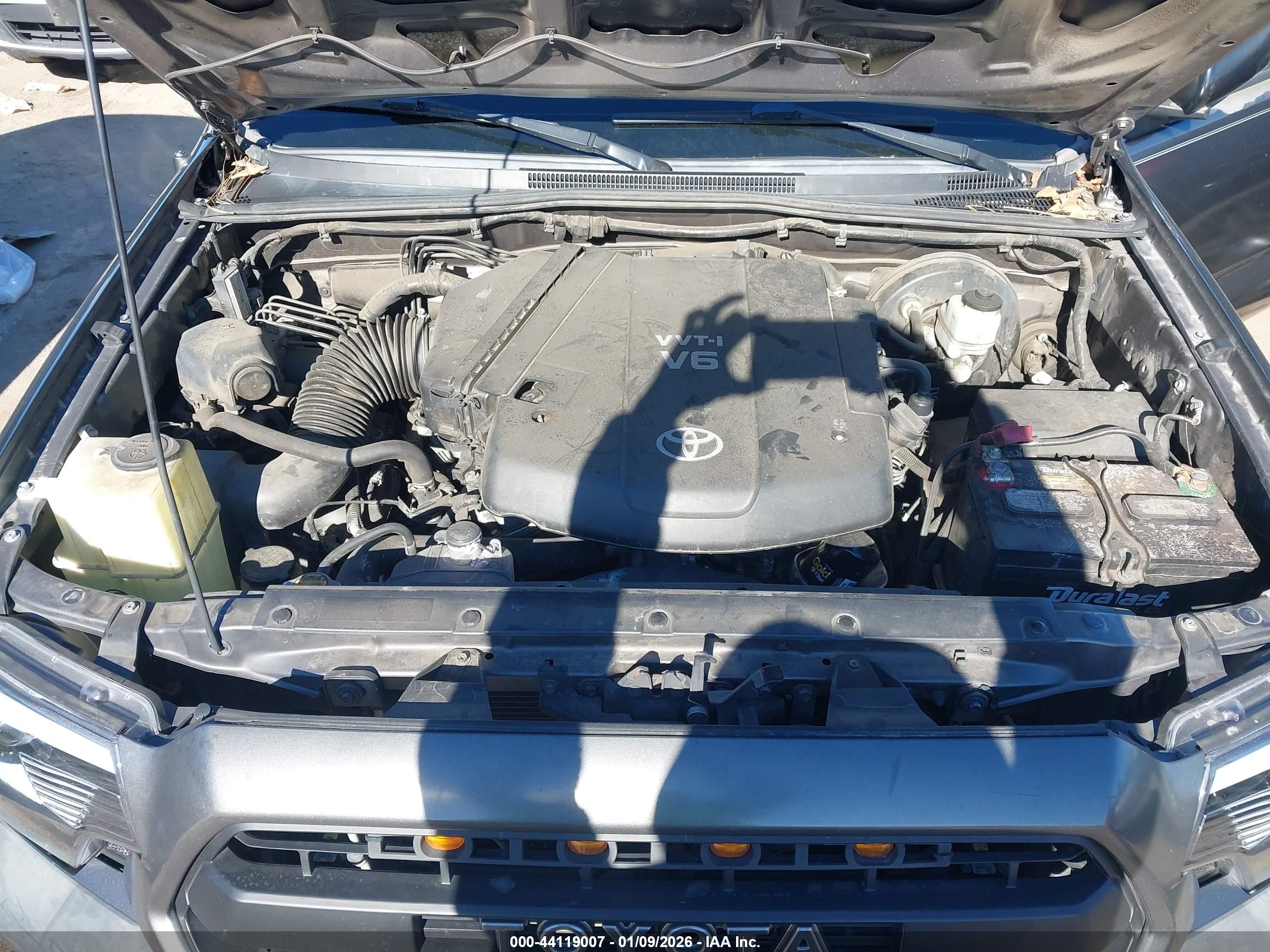 TOYOTA TACOMA image 10