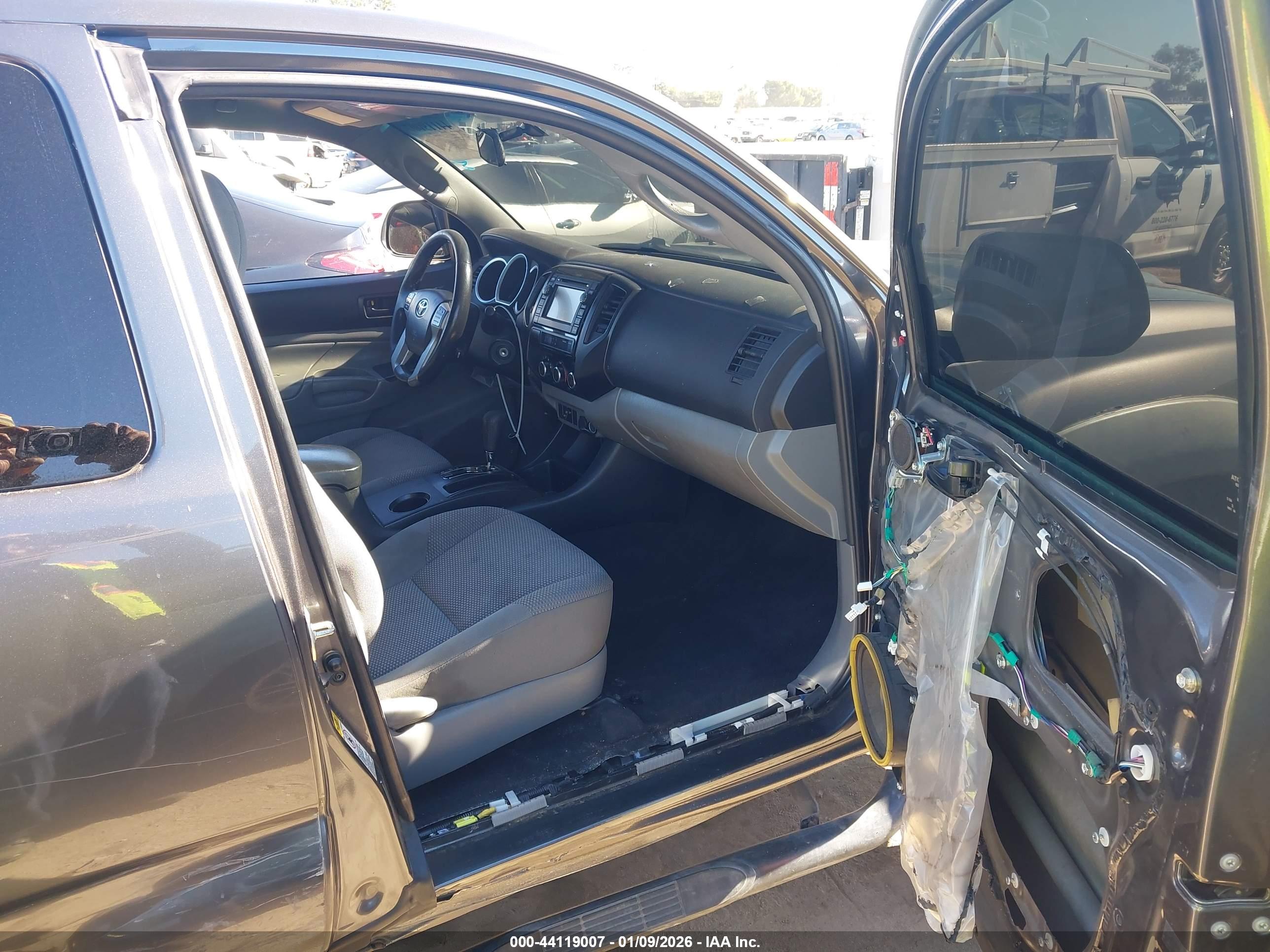 TOYOTA TACOMA image 5