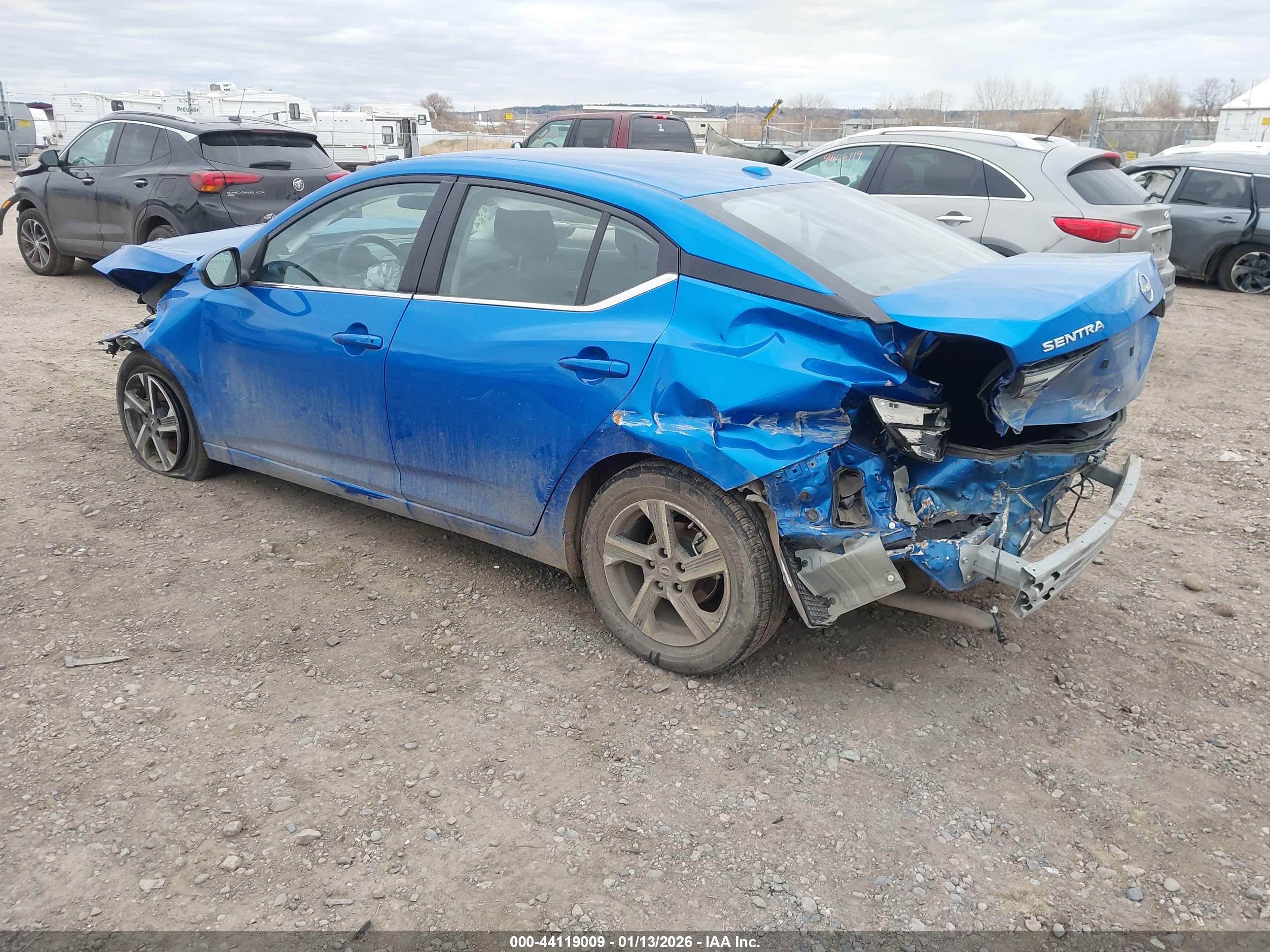 NISSAN SENTRA image 3
