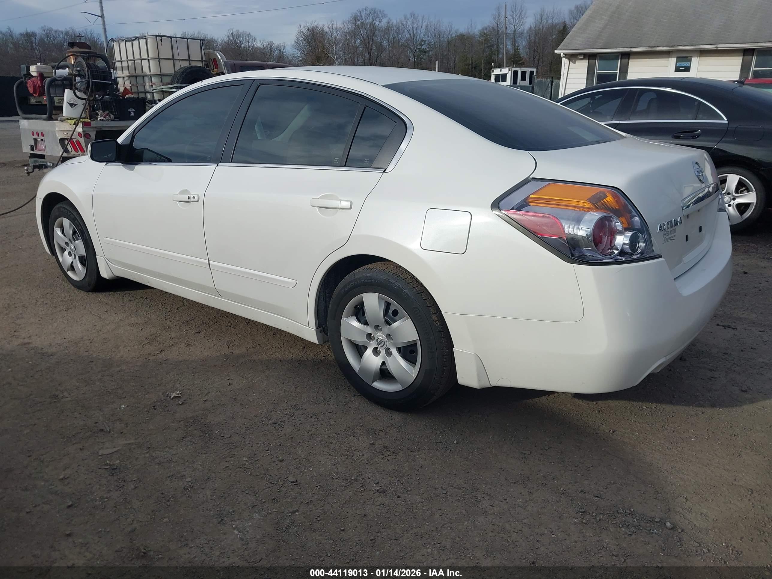 NISSAN ALTIMA image 3