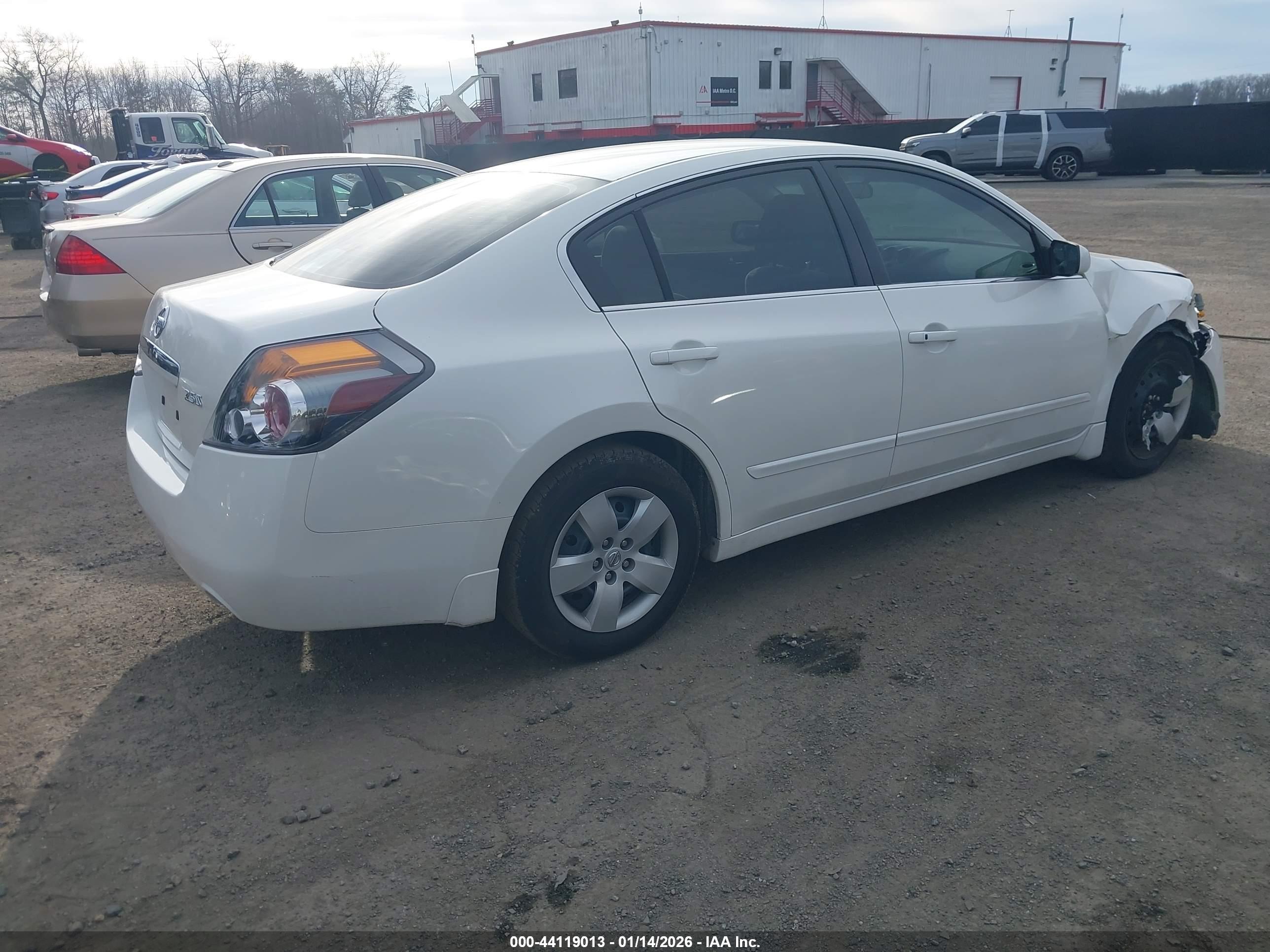 NISSAN ALTIMA image 4