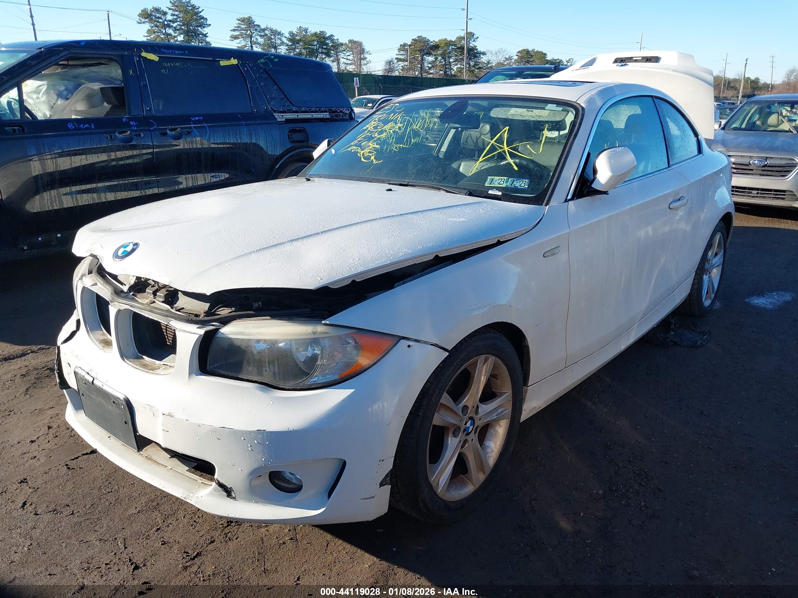 BMW 128I image 2