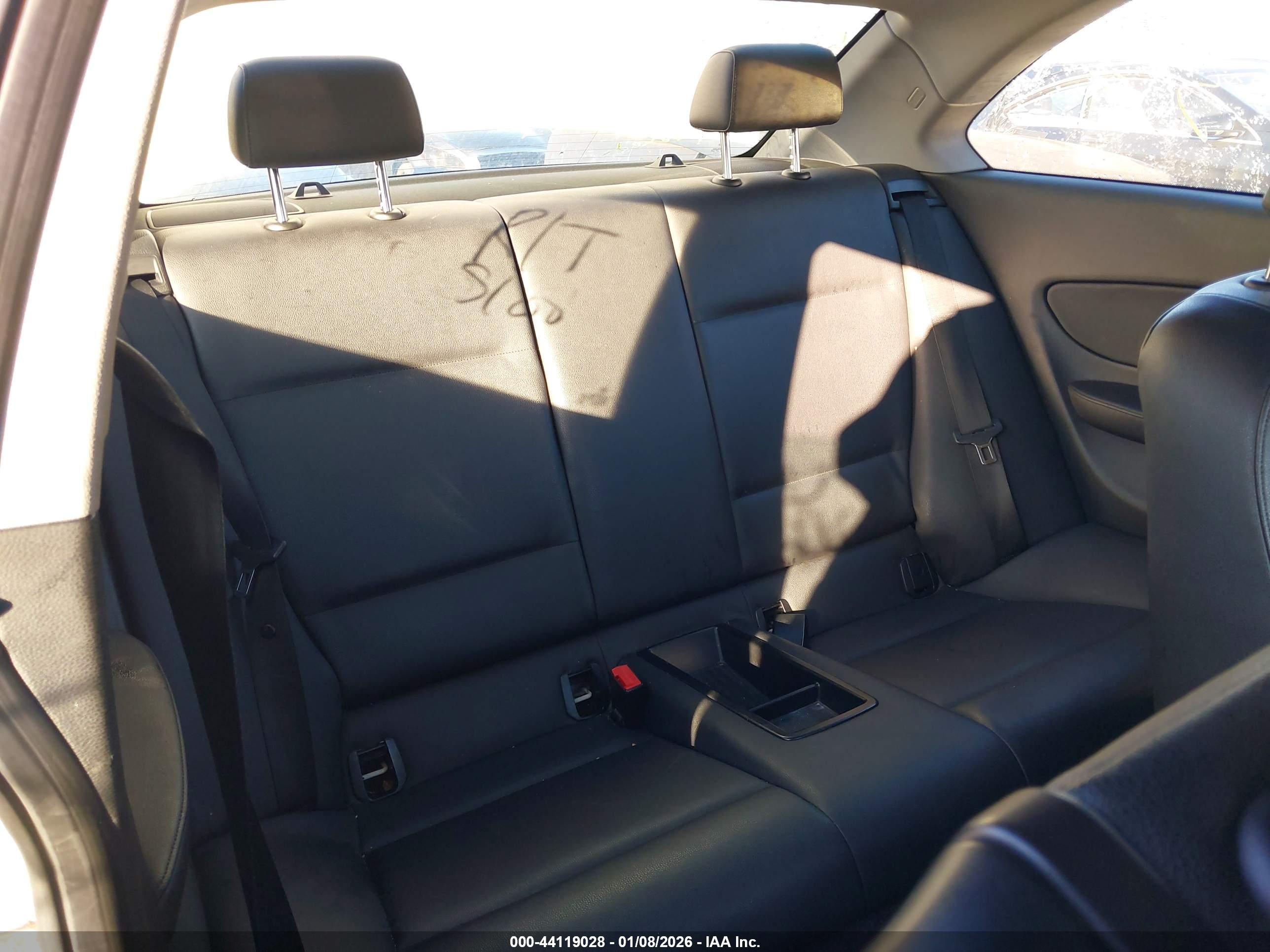 BMW 128I image 8