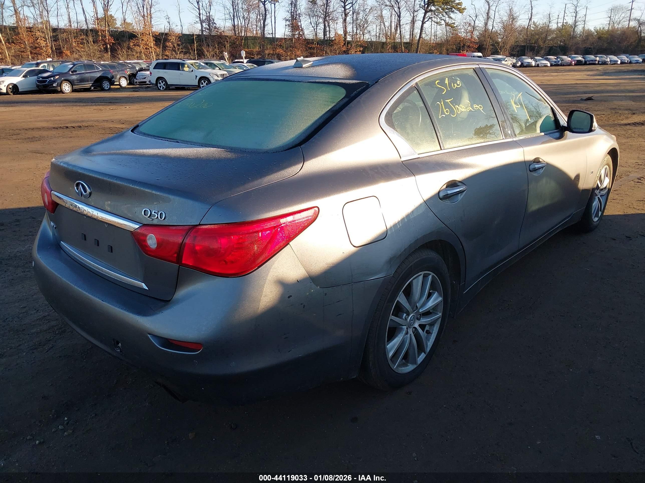 INFINITI Q50 image 4