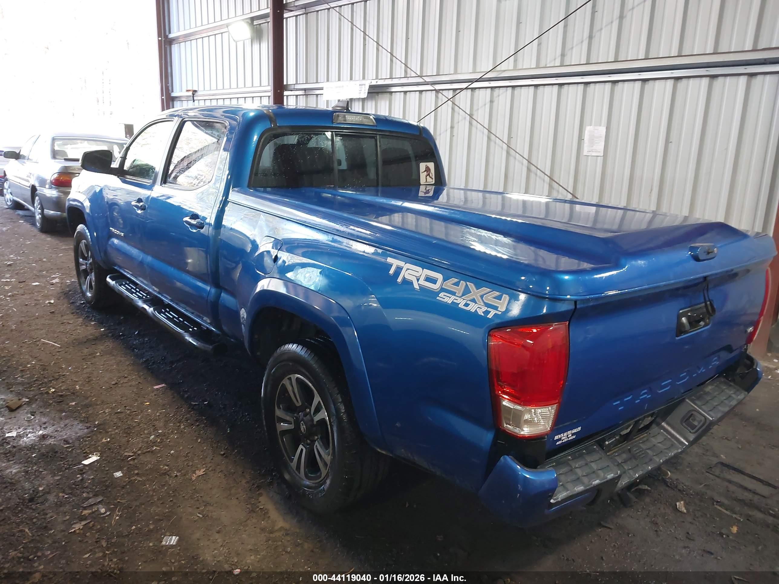 TOYOTA TACOMA image 3