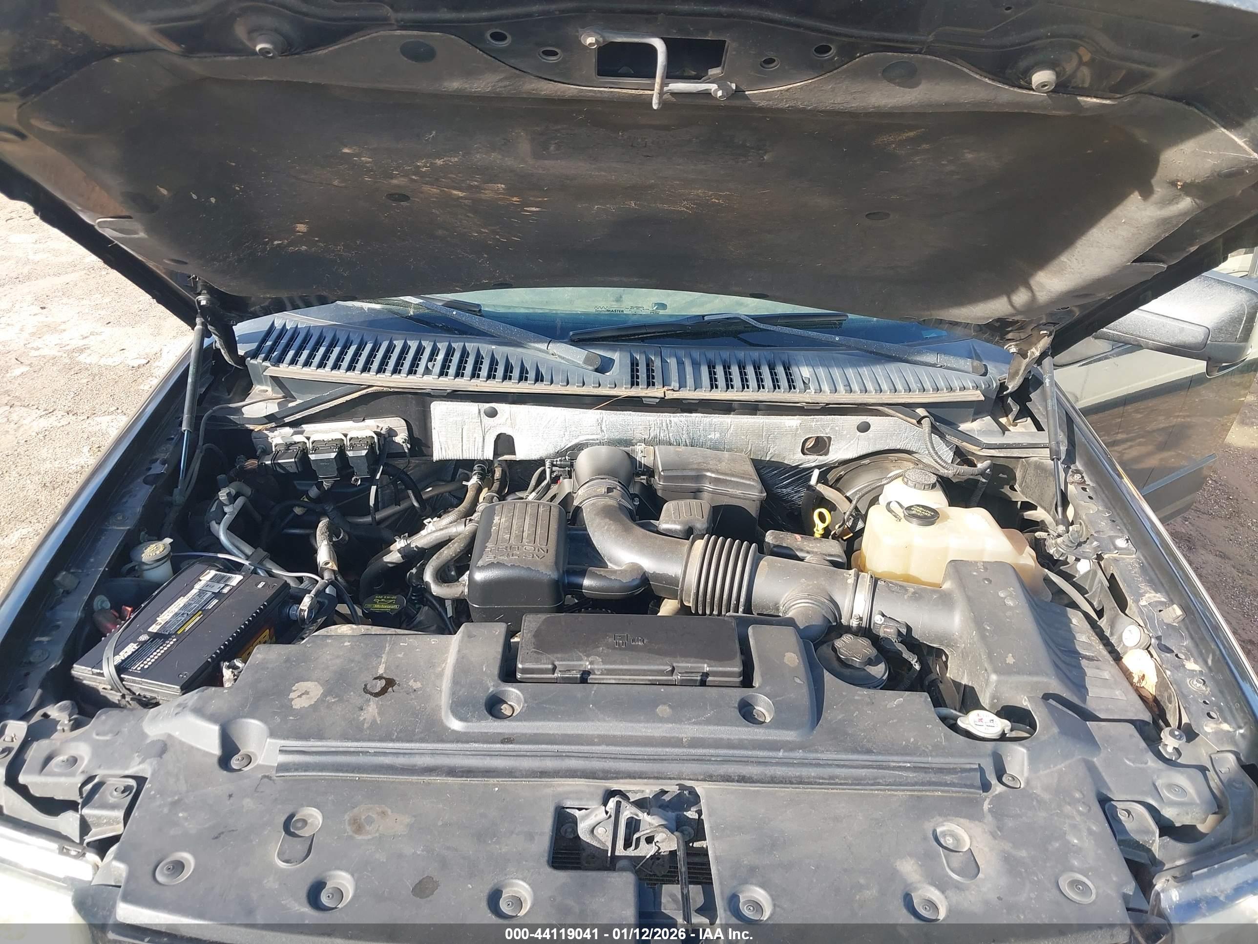 FORD EXPEDITION image 10