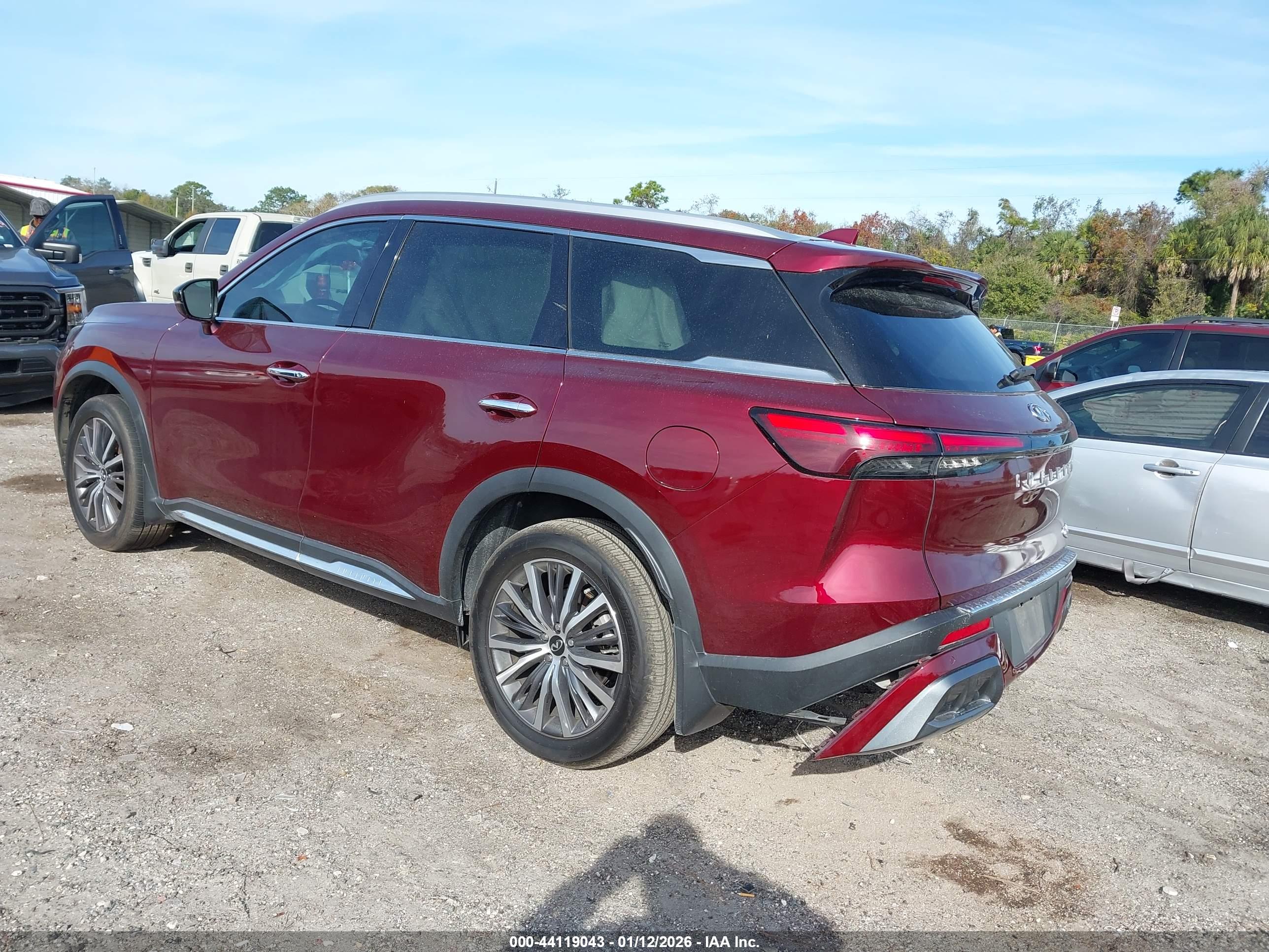 INFINITI QX60 image 3