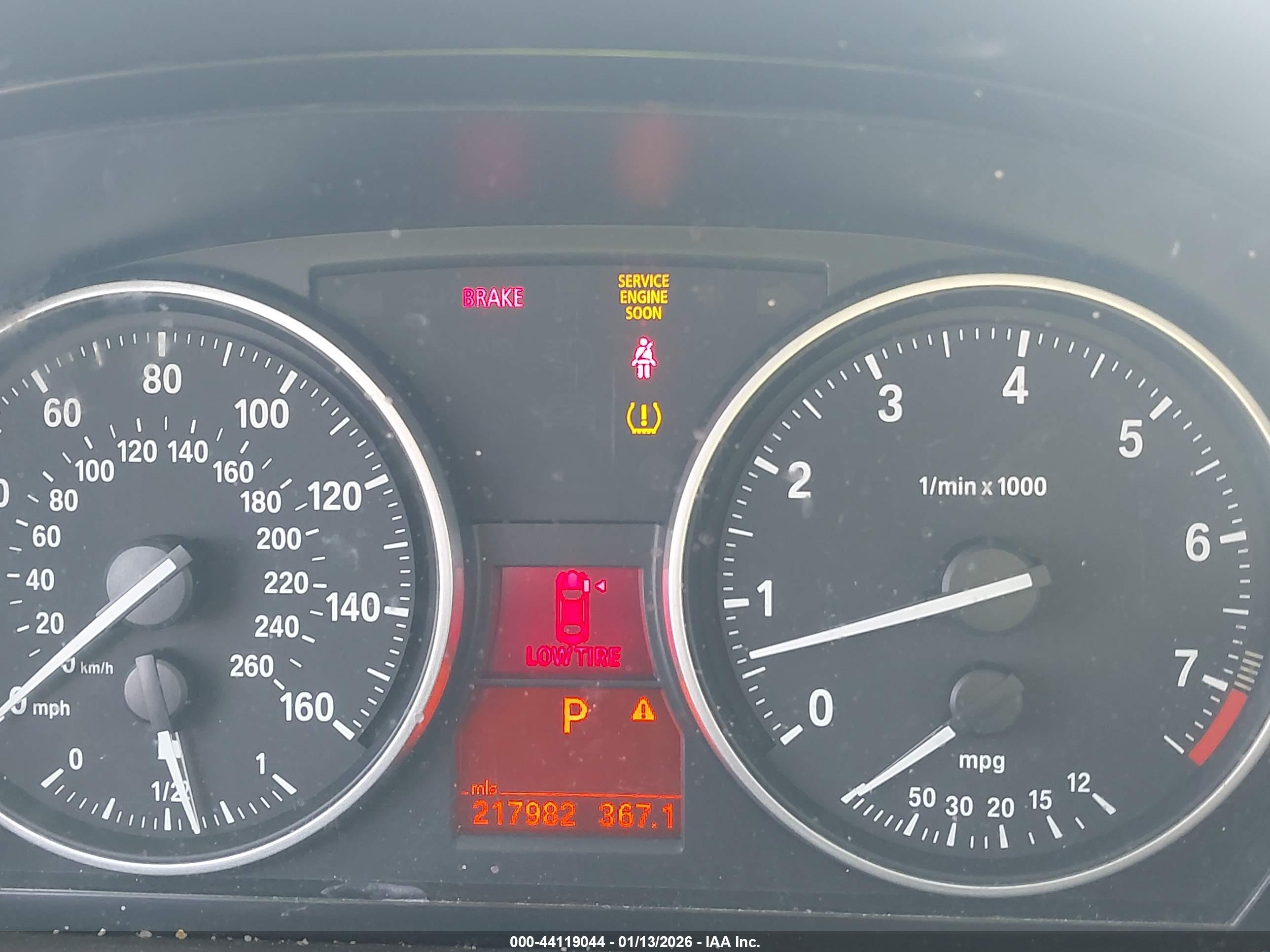 BMW 328I image 7