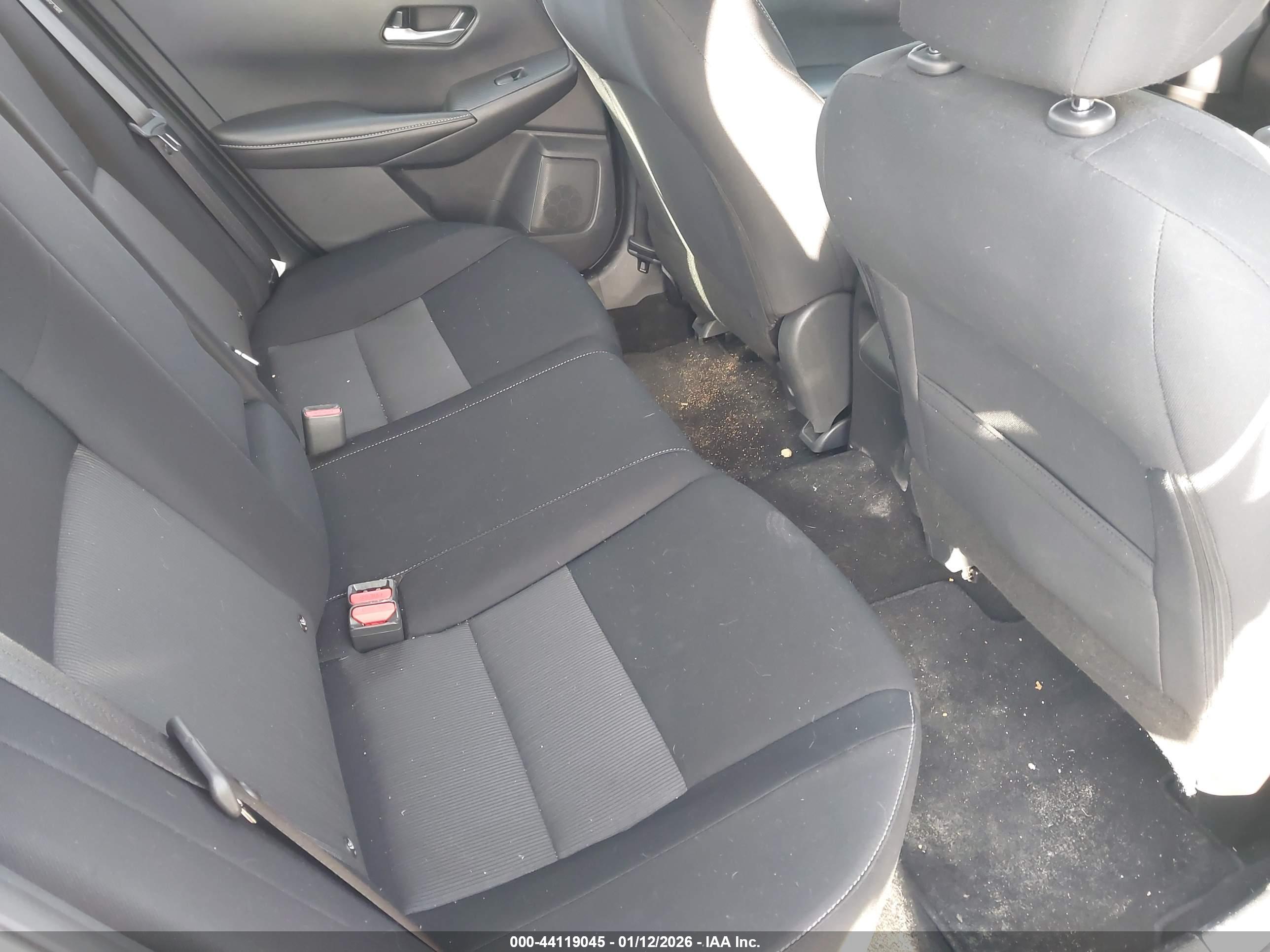 NISSAN SENTRA image 8