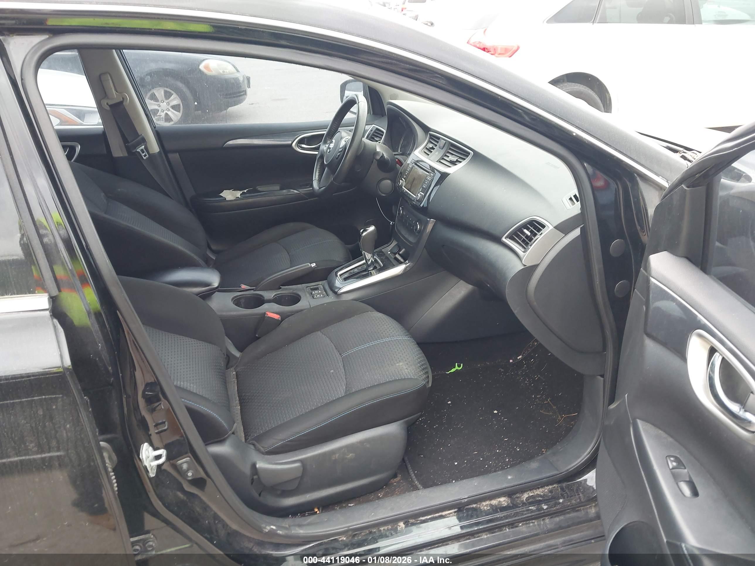 NISSAN SENTRA image 5