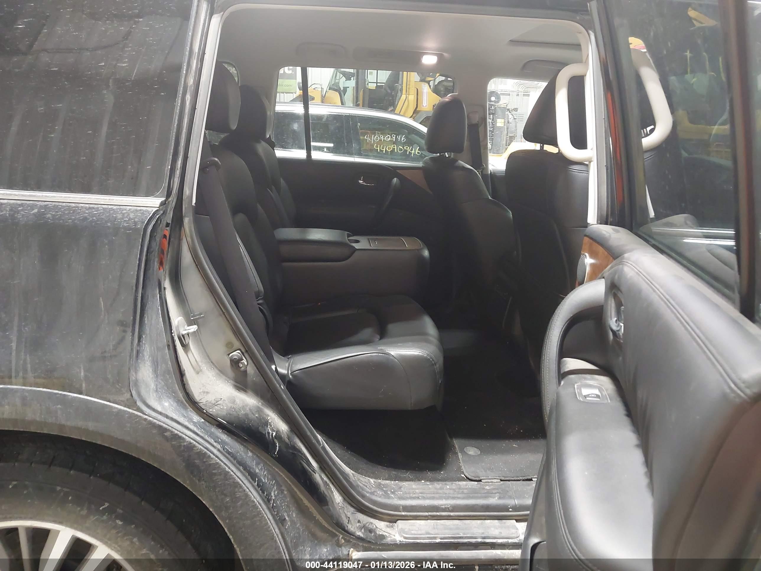 NISSAN ARMADA image 8