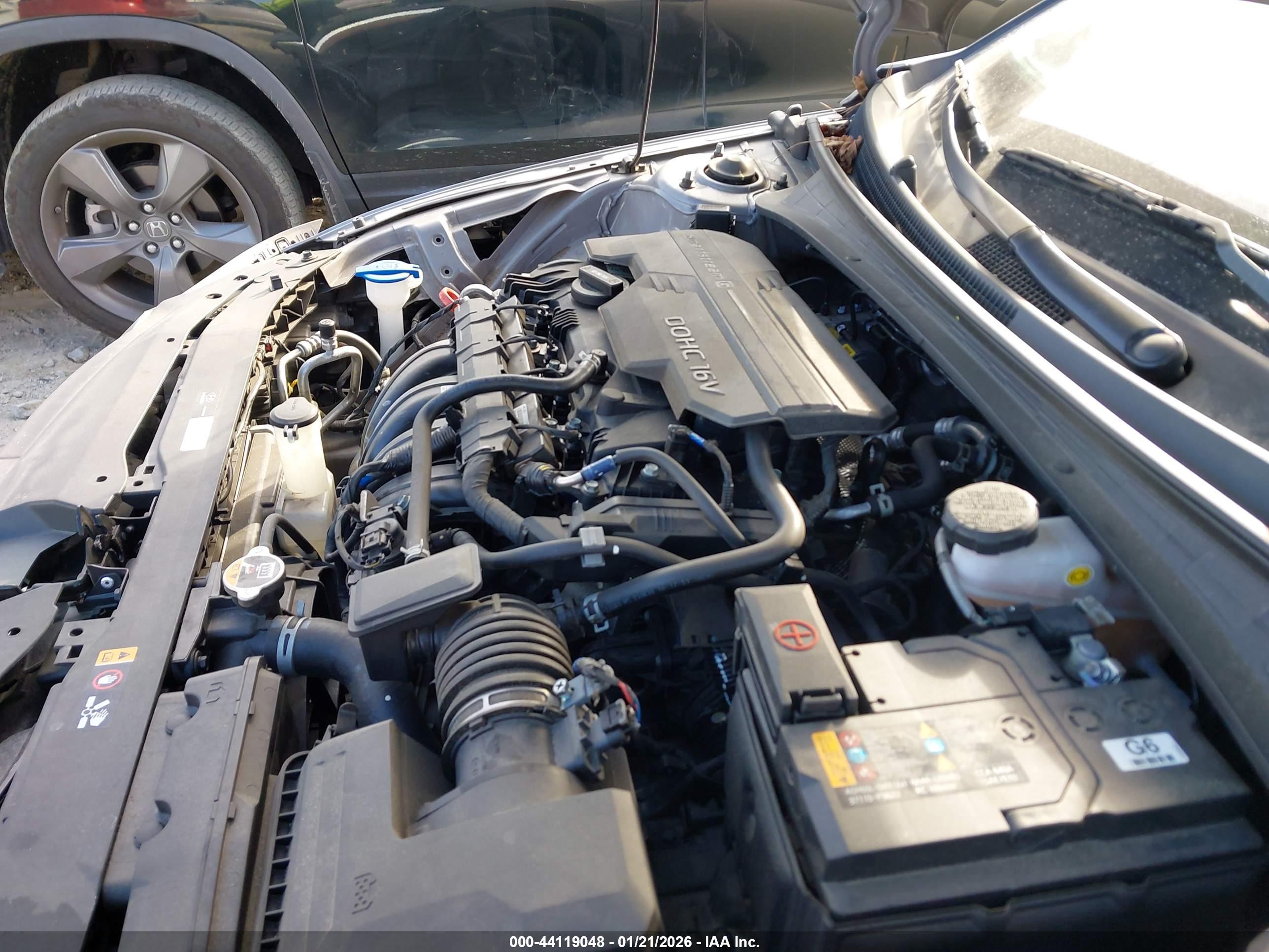 HYUNDAI ELANTRA image 10