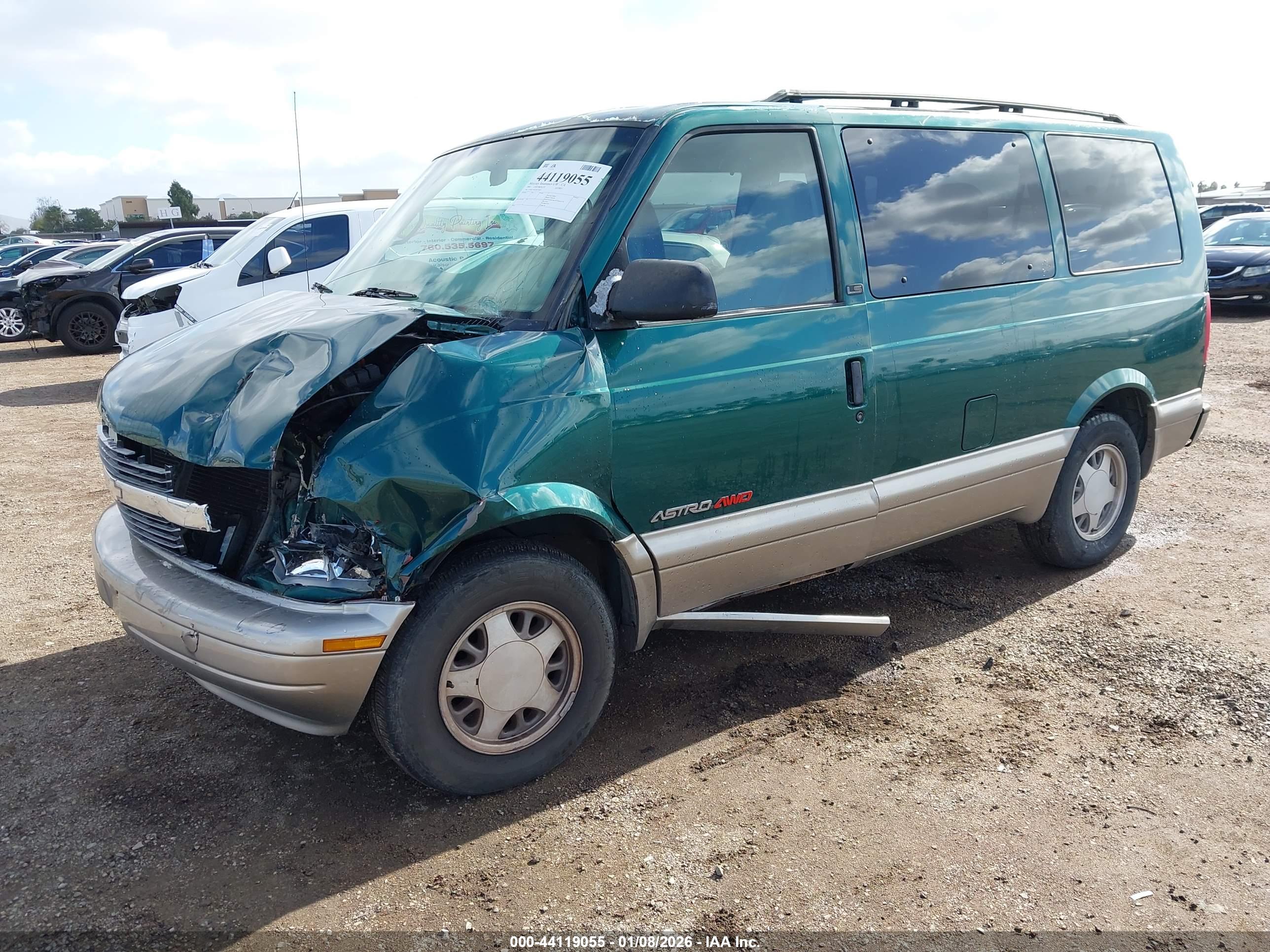 CHEVROLET ASTRO image 2