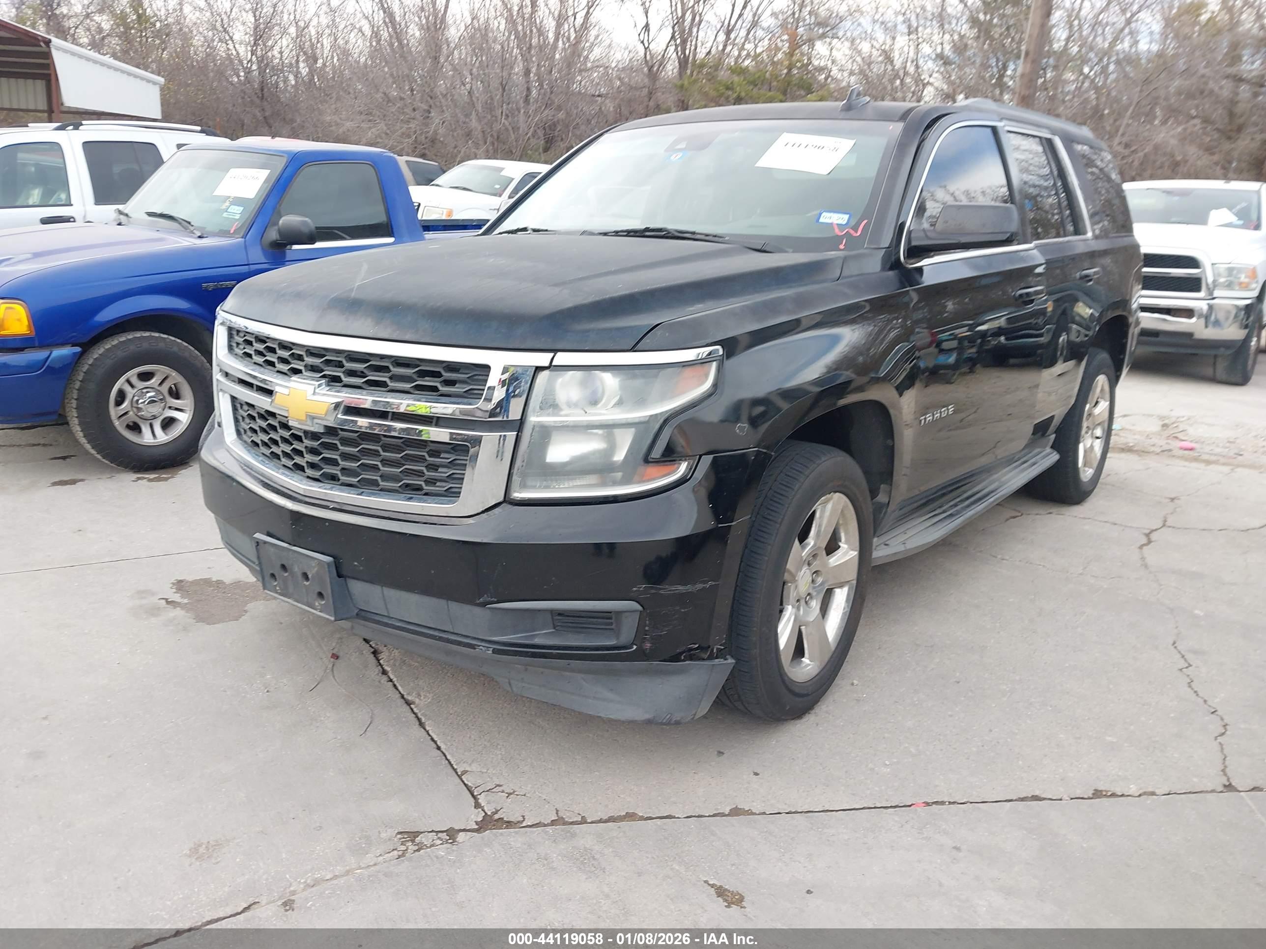 CHEVROLET TAHOE image 2