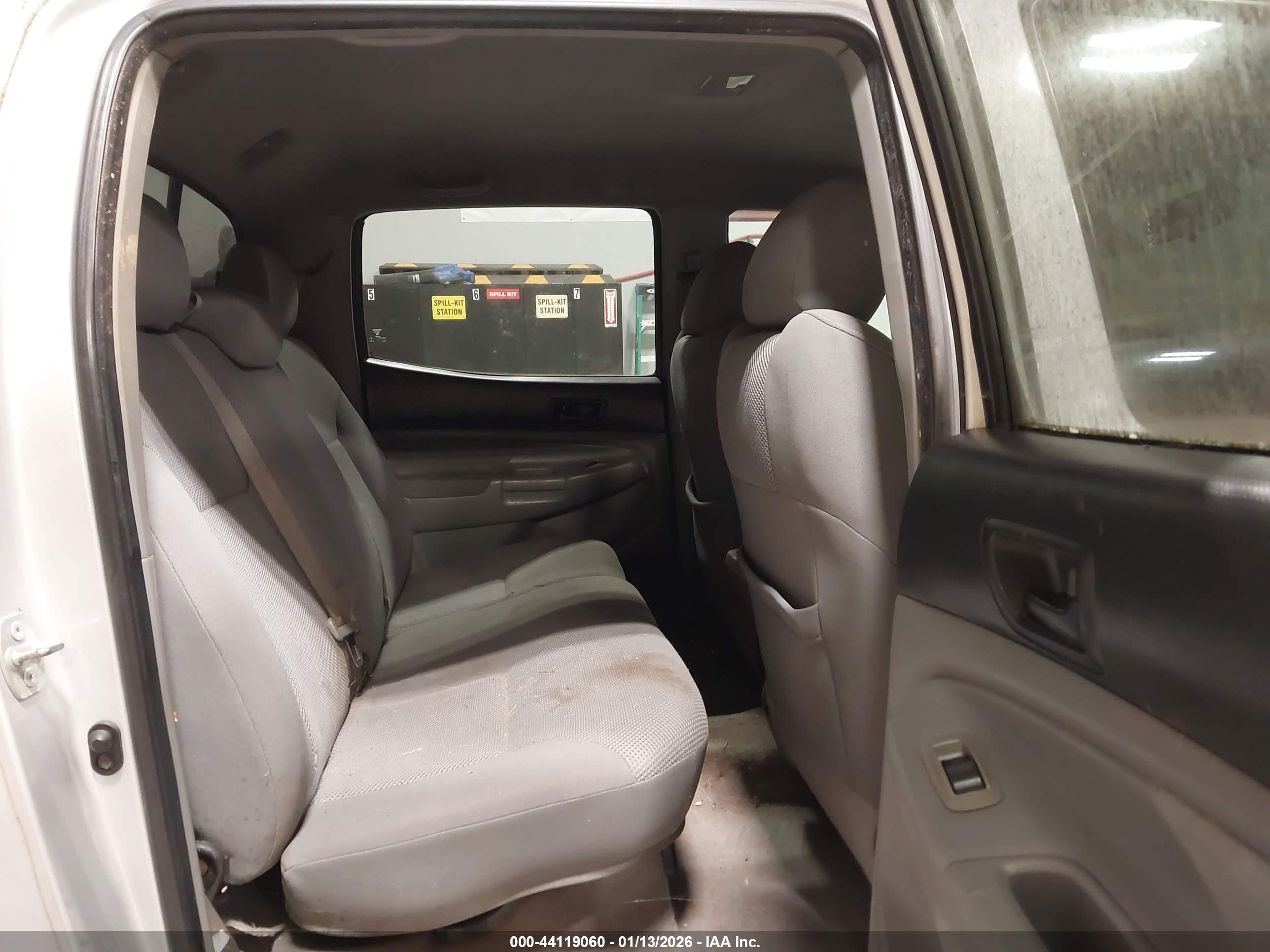 TOYOTA TACOMA image 8