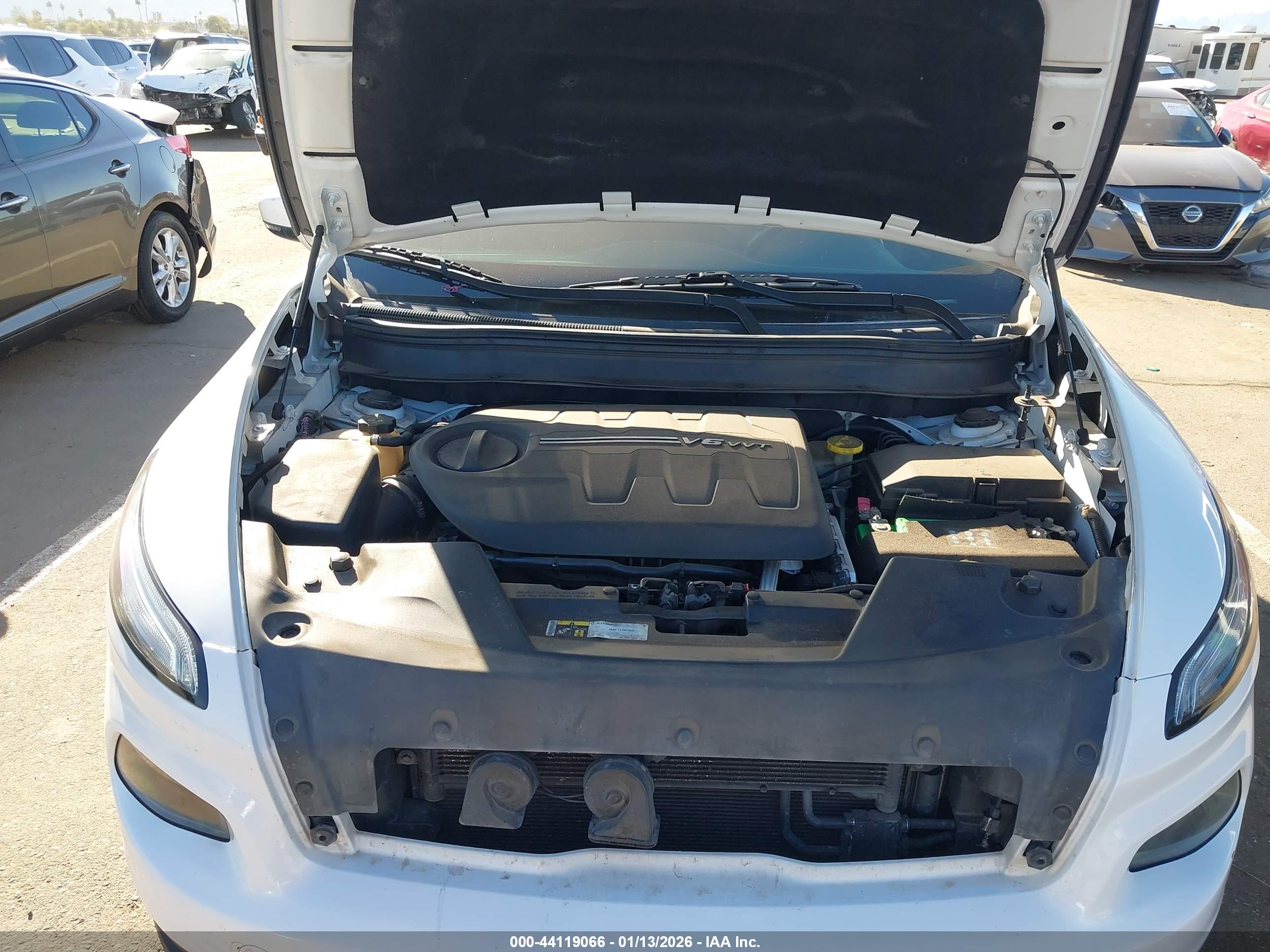 JEEP CHEROKEE image 10