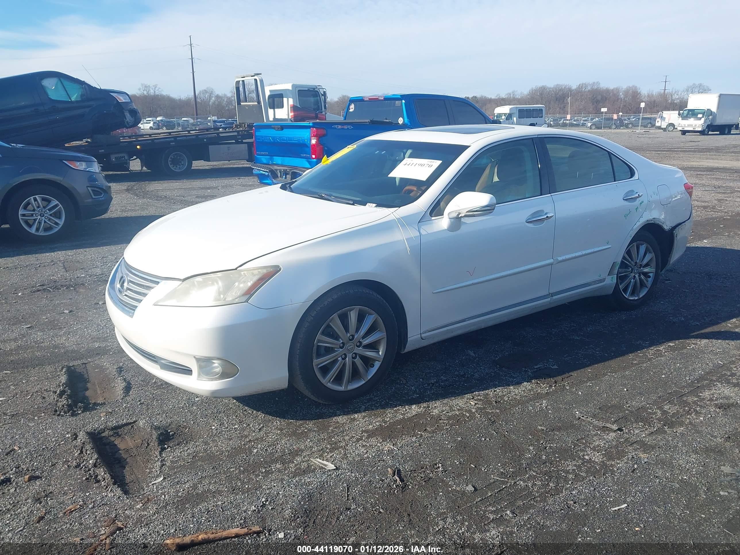 LEXUS ES image 2