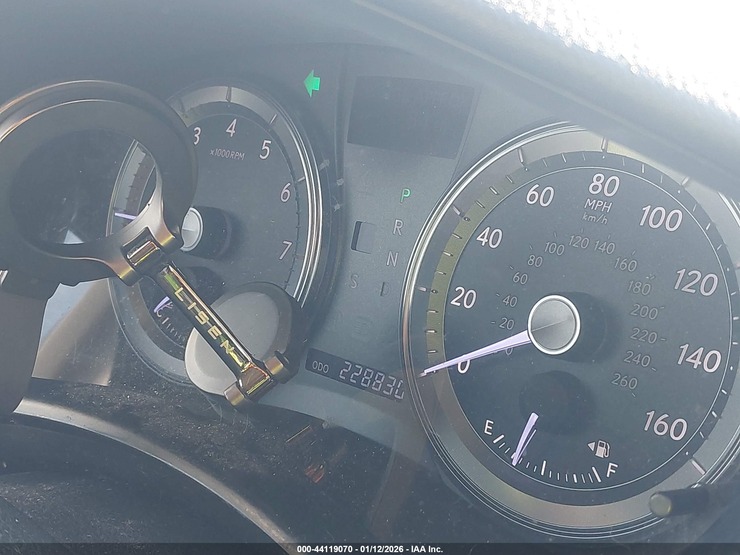 LEXUS ES image 7